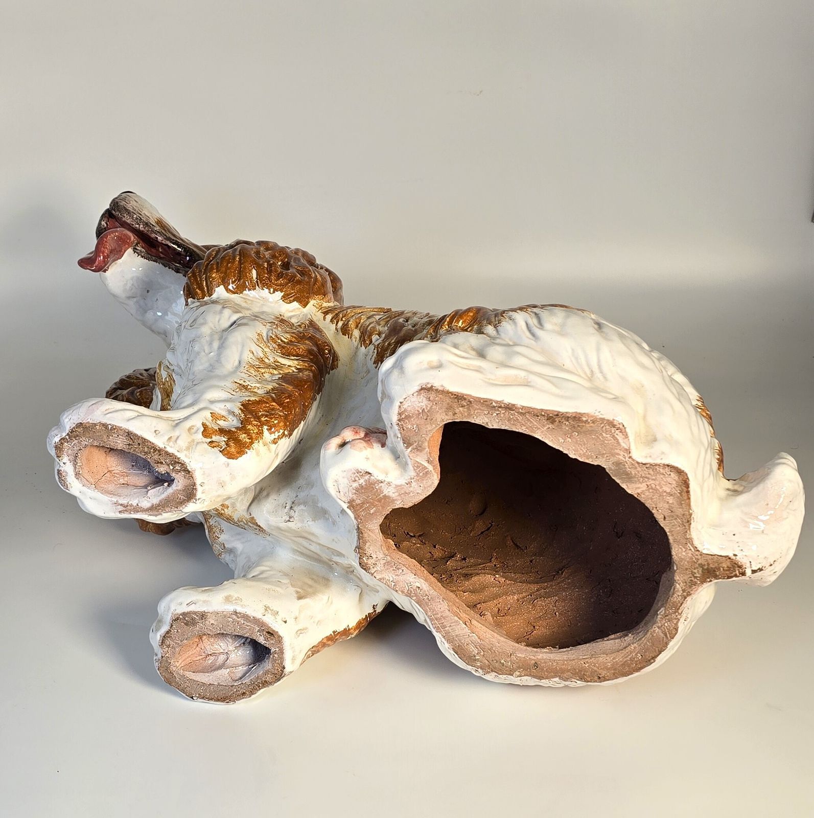 photo vinterior Vintage Glazed Terracotta Spaniel Gun Dog Sculpture/Figure. Italian, Circa 1950