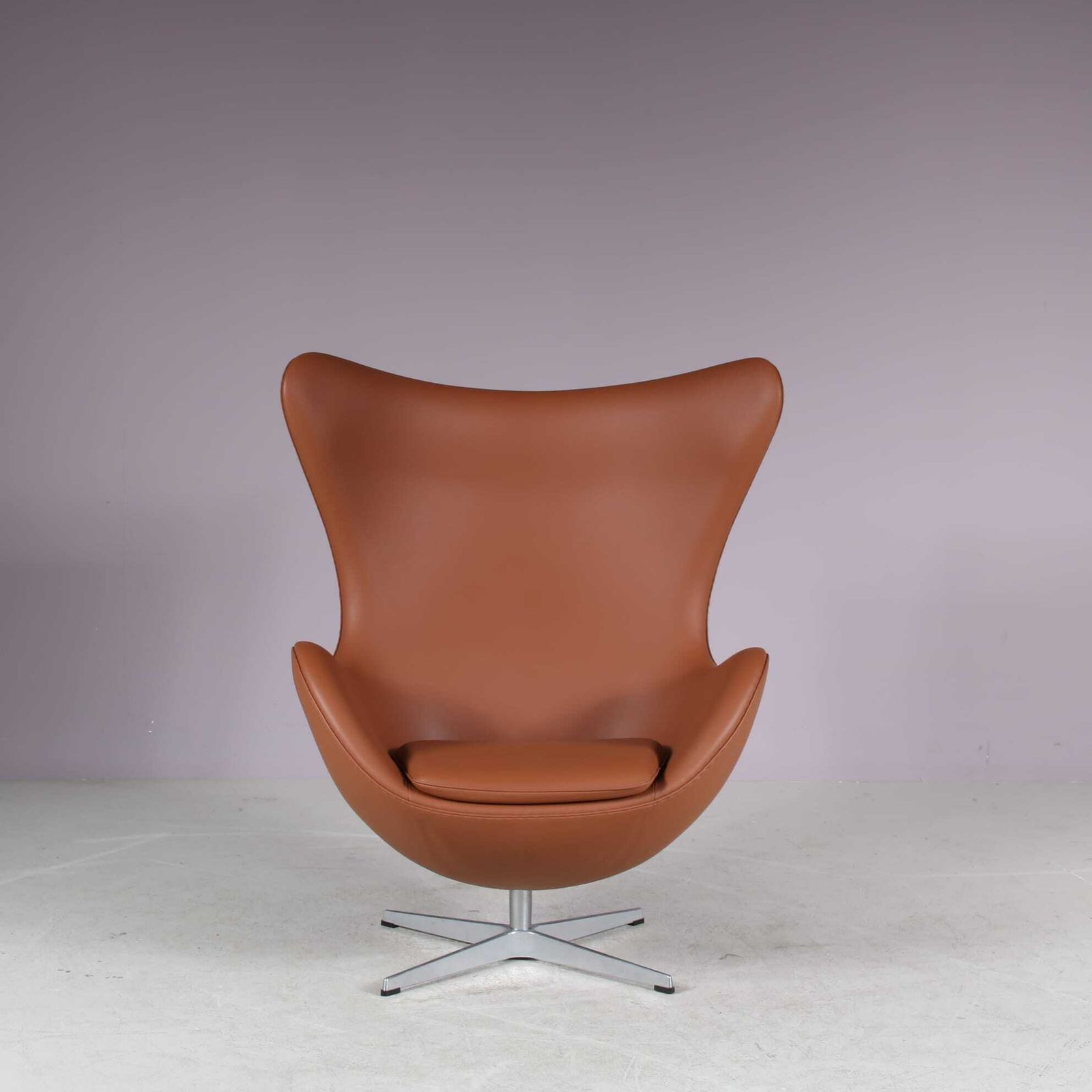 Arne Jacobsen “Egg” Chair For Fritz Hansen, Denmark 1980 photo Furniture