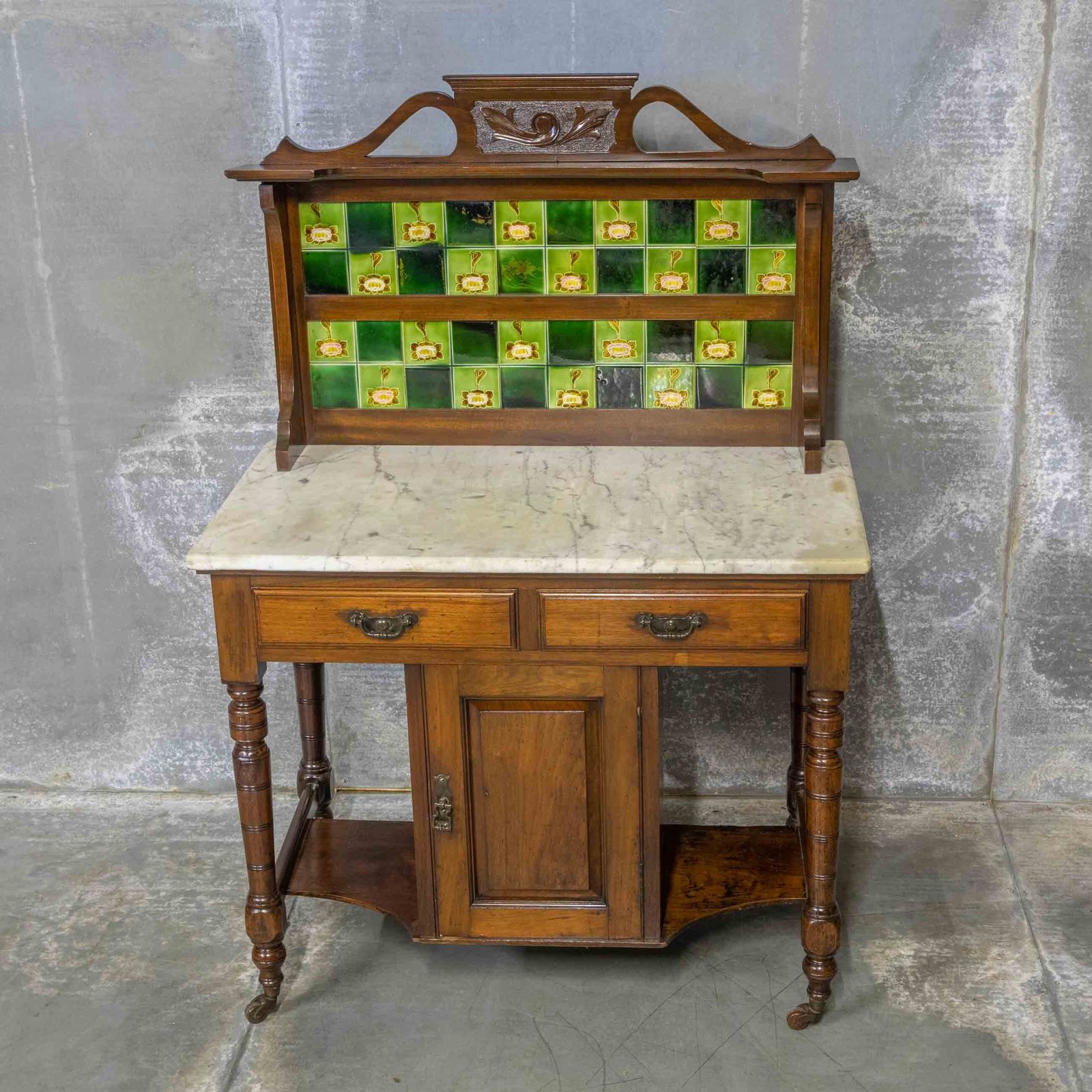 Late Victorian Mahogany Washstand photo Furniture