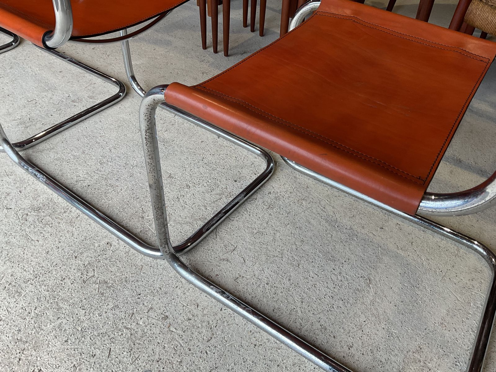 photo vintage Set Of 4 Chairs By Mart Stam For Fasem, 1970s In Mid Century Style