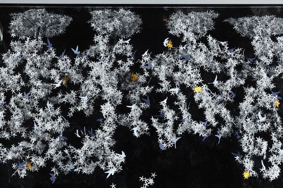 photo vinterior Metal And Paper Creation By Lebanese Artist Nayla Tabet &Quot;The Bird Effect&Quot.