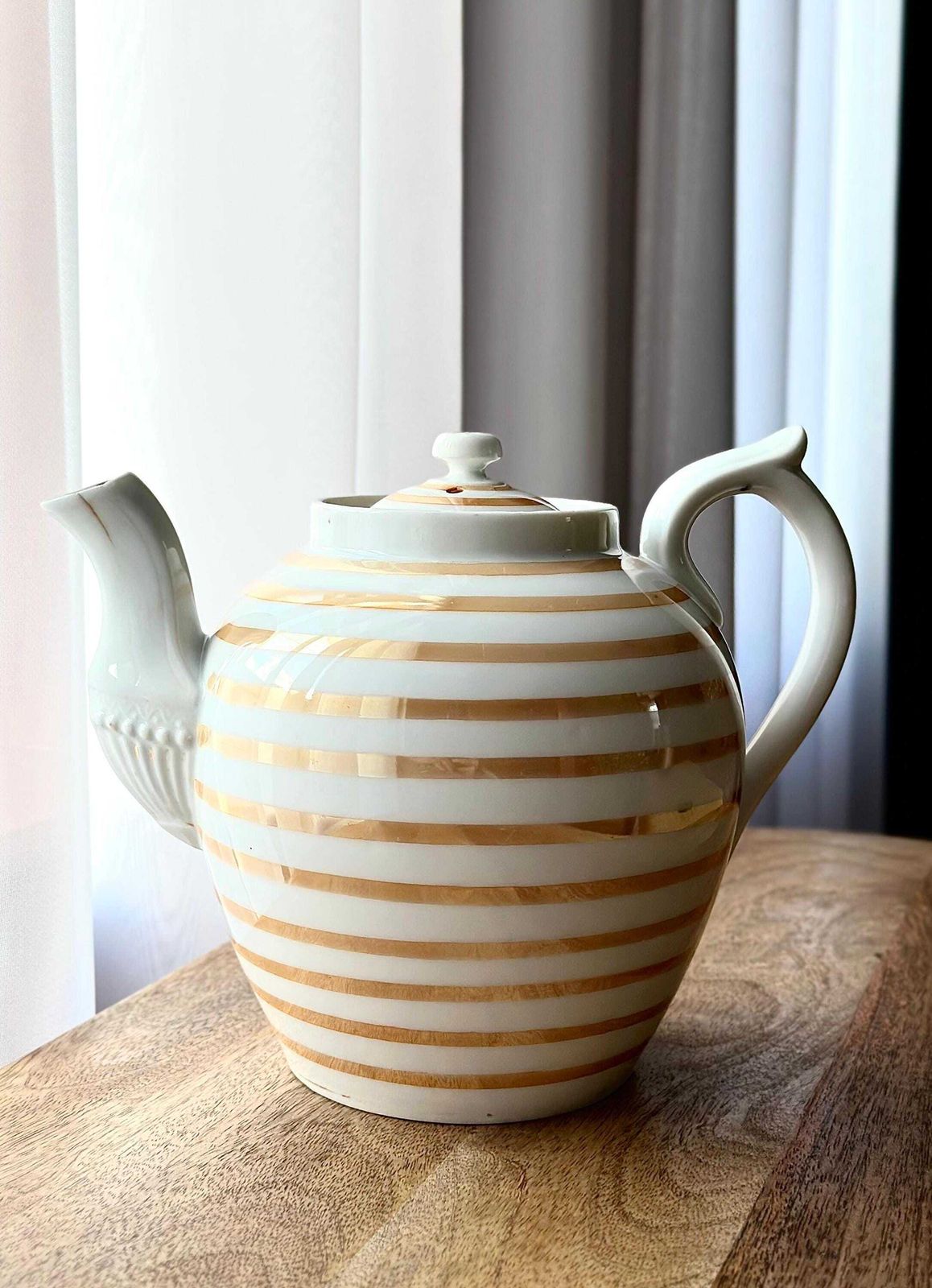 19th Century Russian Imperial Teapot – Kuznetsov Pottery (Riga), Romanov Era Porcelain, Gold Accents, Signed Antique photo 385.0