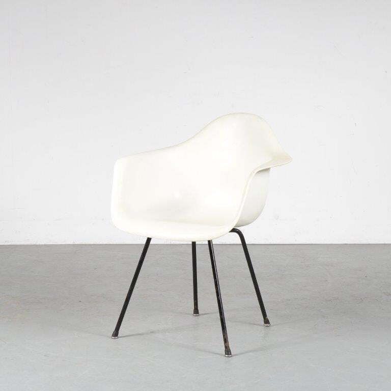 1950s Rare Eames Zenith Side Chair For Herman Miller, USA photo furniture