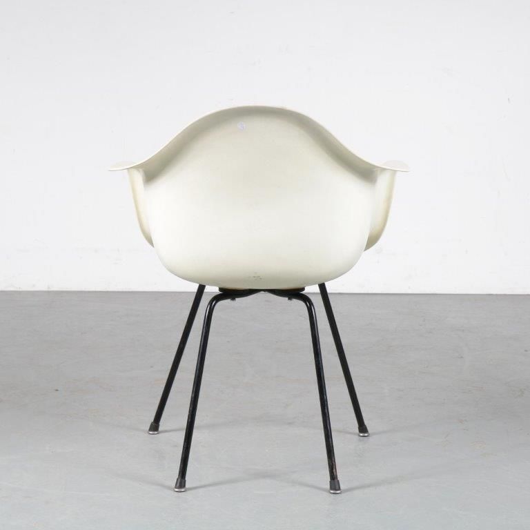 1950s Rare Eames Zenith Side Chair For Herman Miller, USA photo vinterior