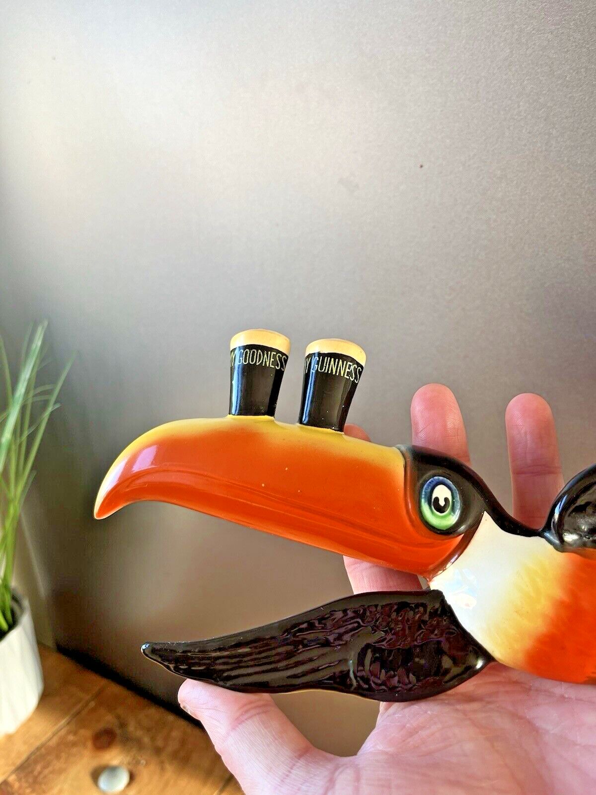 Original 30s Carlton Ware Goodness My Guinness Flying Toucan Wall Plaque Ga 2221 photo furniture