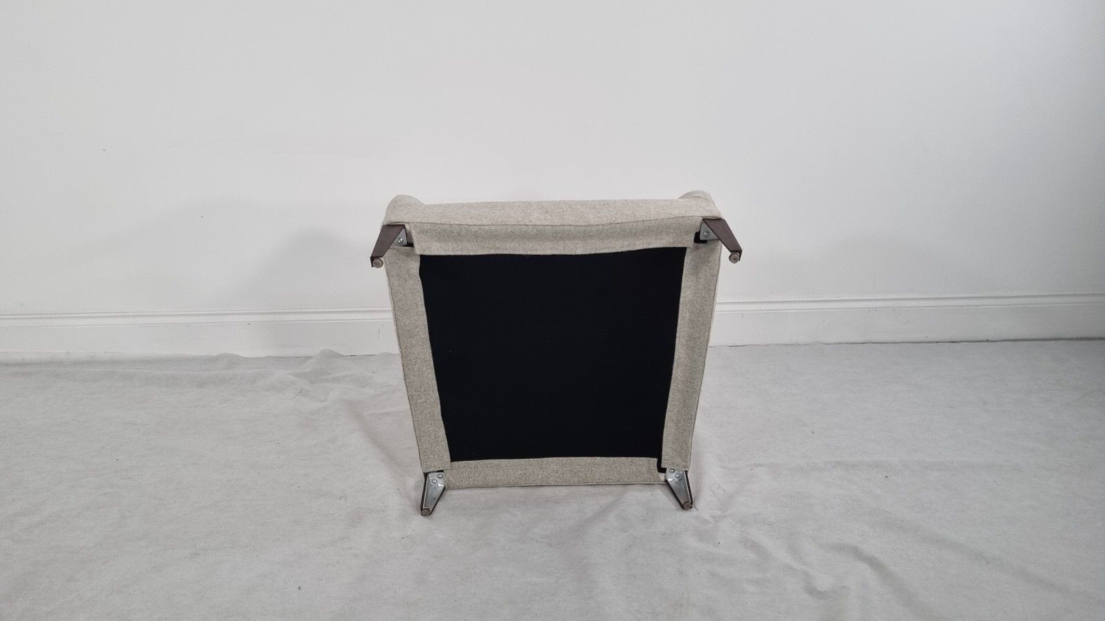 1380.0 Bb Italia Florence F3 Armchair In Grey With Hint Of Honey In Excellent Condition photo