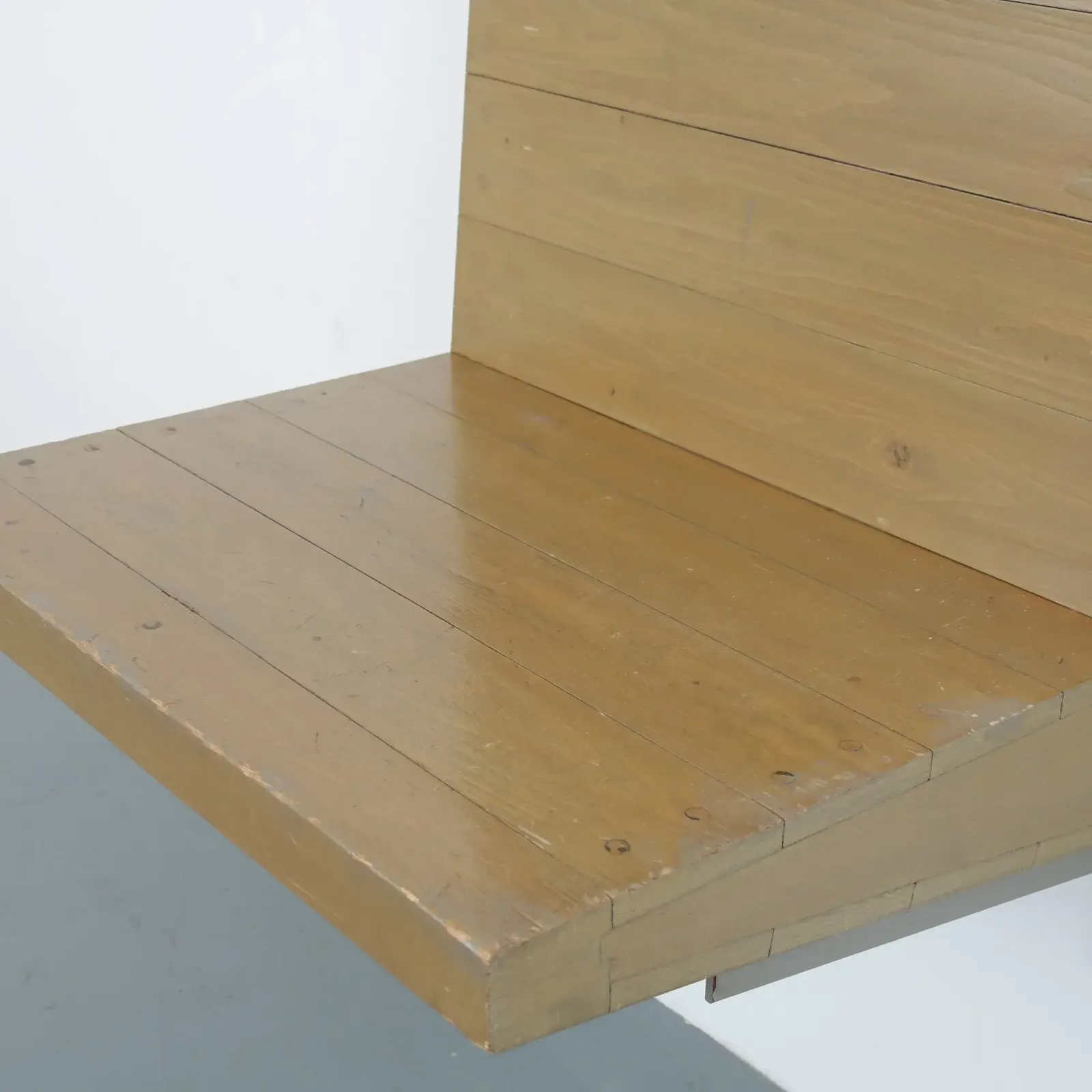 photo vinterior Rare Dom Hans Van Der Laan Wall Mounted Seat, Netherlands 1970
