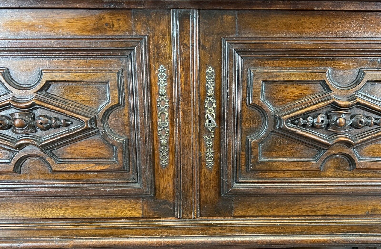 photo furniture Sideboard Antique French Walnut Marble Cabinet Cupboard Display Lot 3576