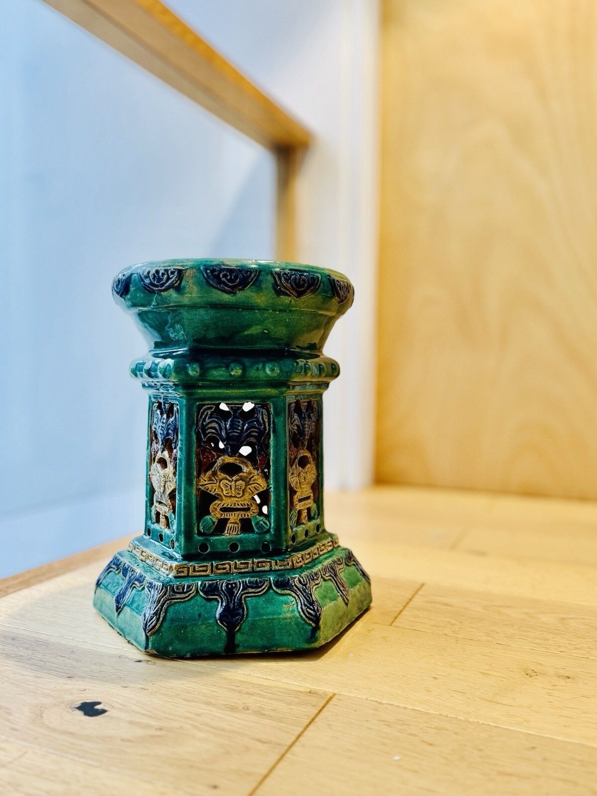 Vintage Mid 20th Century Chinese Earthenware Jardiniere / Pot Stand