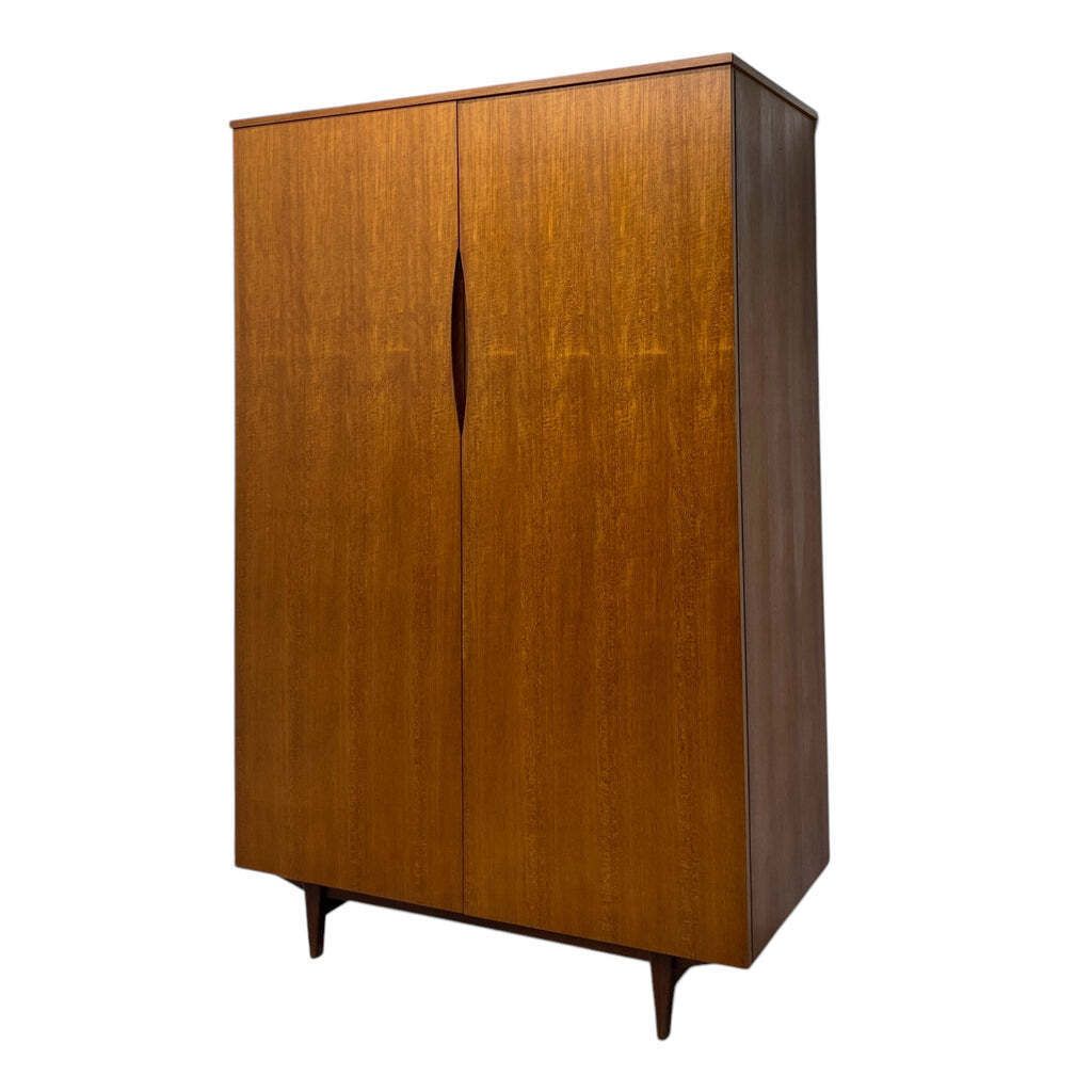 Wardrobe Double Danish Drylund Midcentury photo vinterior