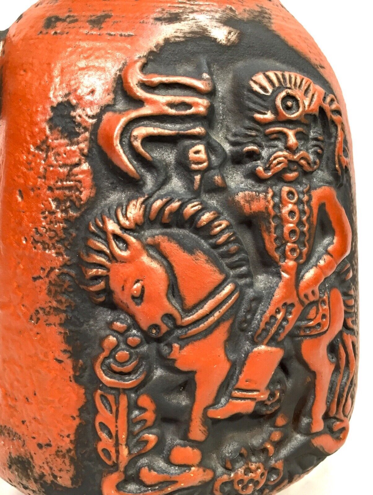 Vintage West German Pottery Fat Vase Carstens Factory Red Relief / 1970s Retro photo vinterior