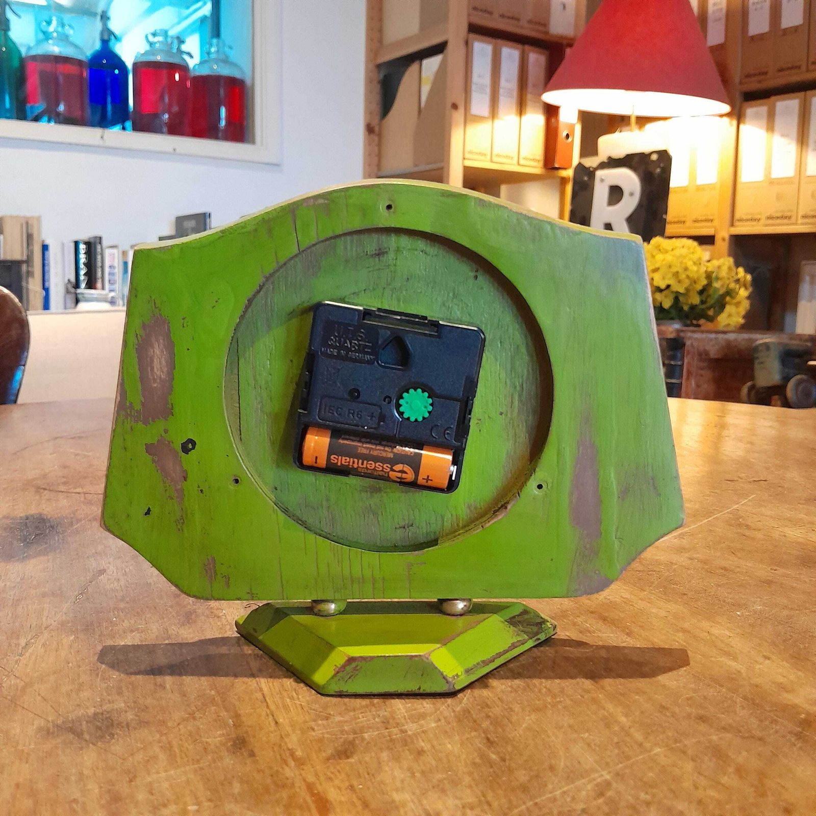 English Retro Clock By Metamec In Green, Mantel Clock, Home Decor, Retro Art photo 69.0