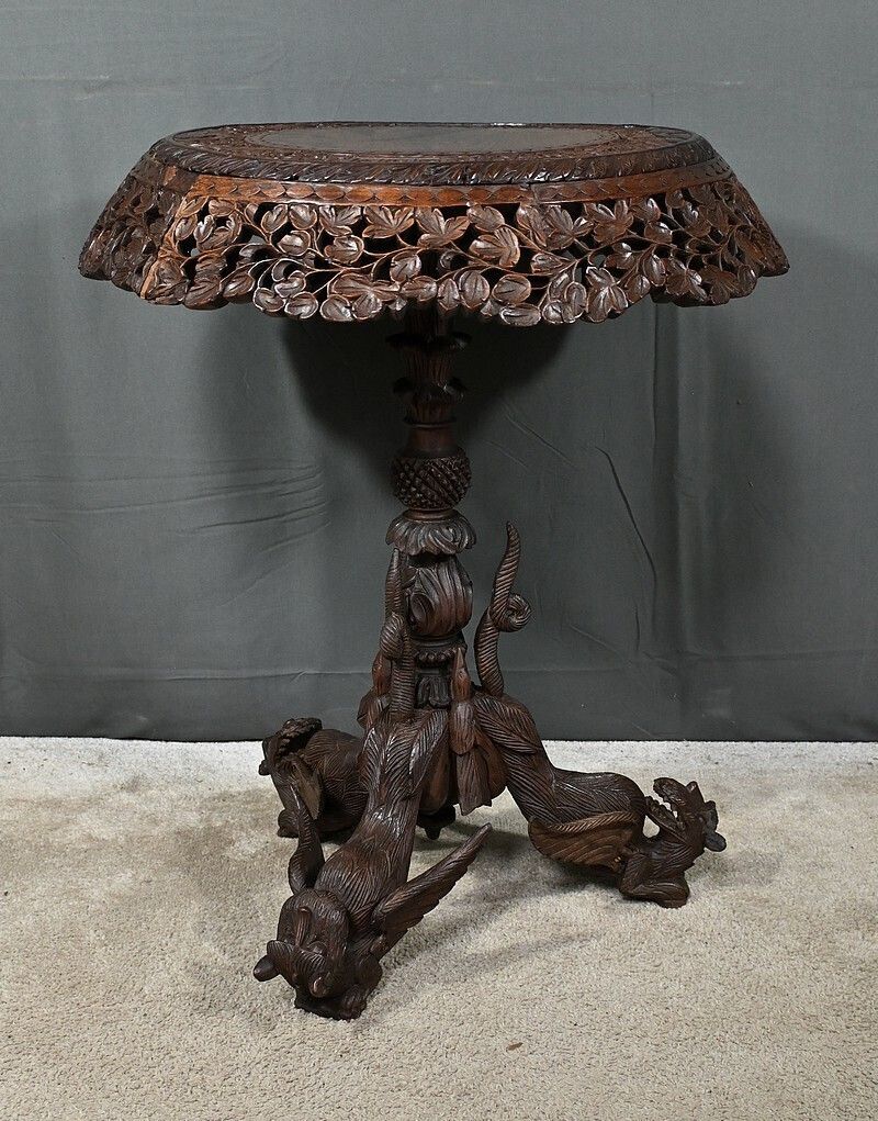photo furniture Anglo Indian Pedestal Table In Exotic Wood – Late 19th Century