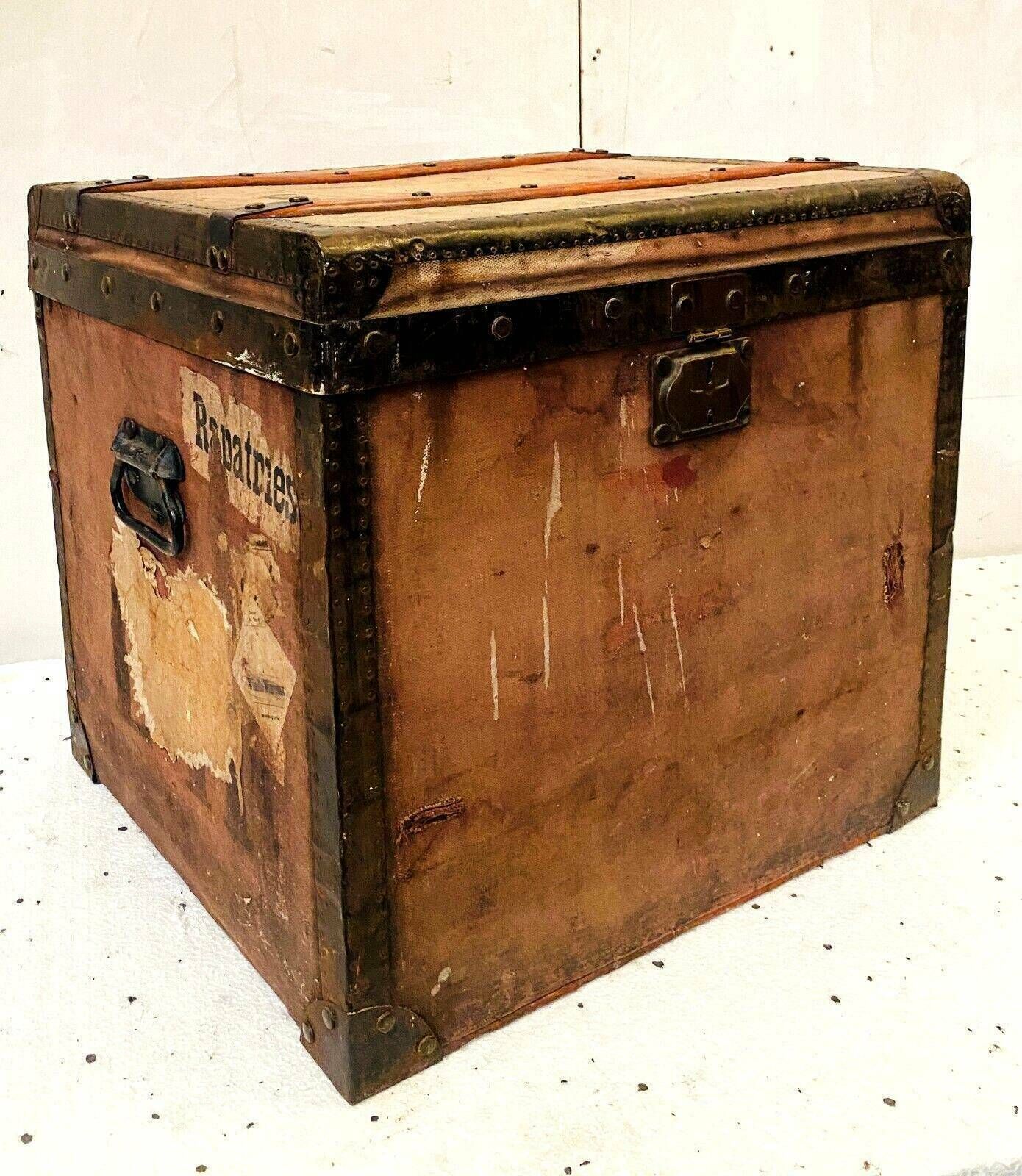 Travel Trunk In Wood And Wrought Iron 20th Century photo vintage
