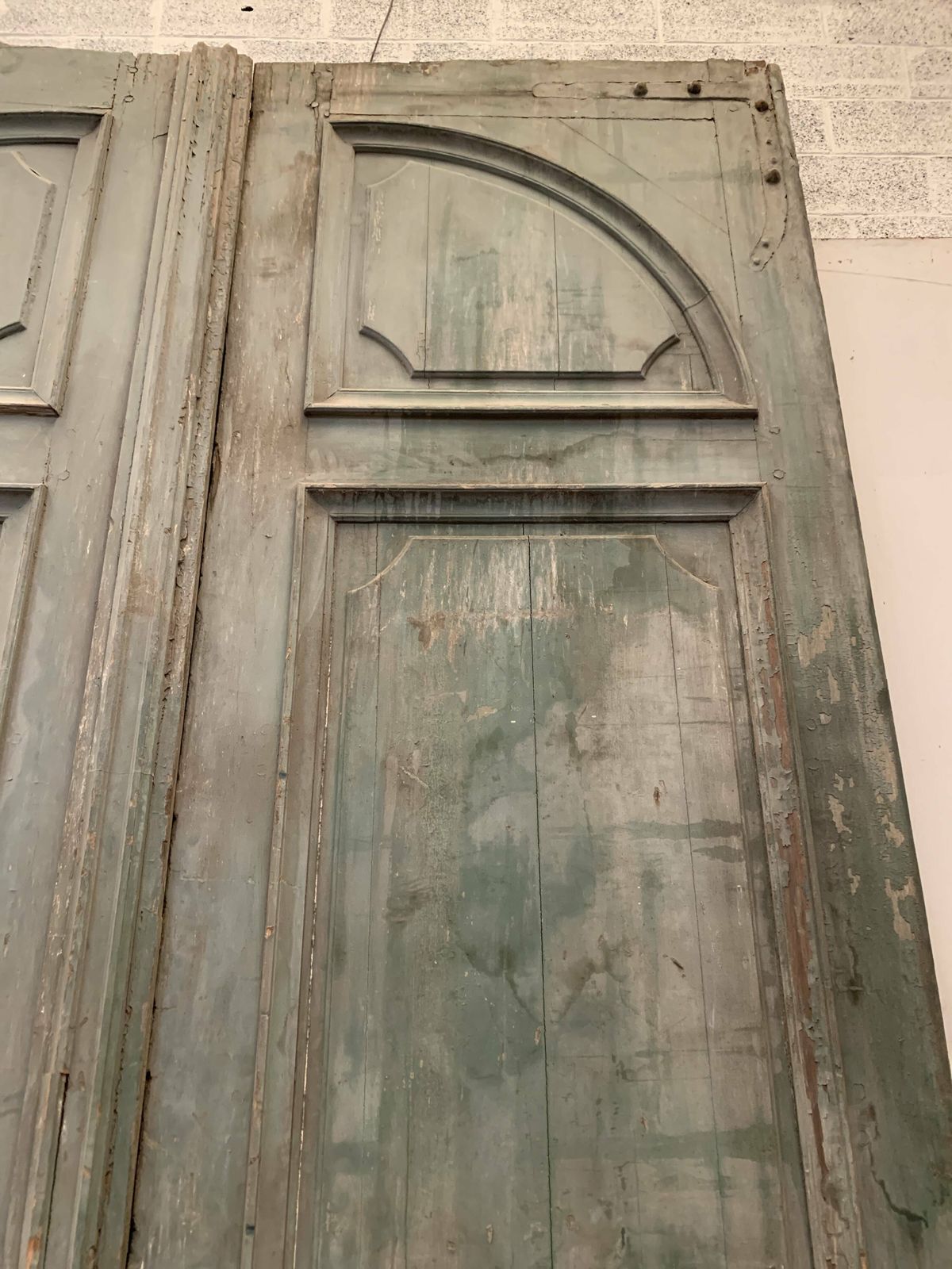 Double Carriage Doors In Natural Wood XIX Century photo vinterior