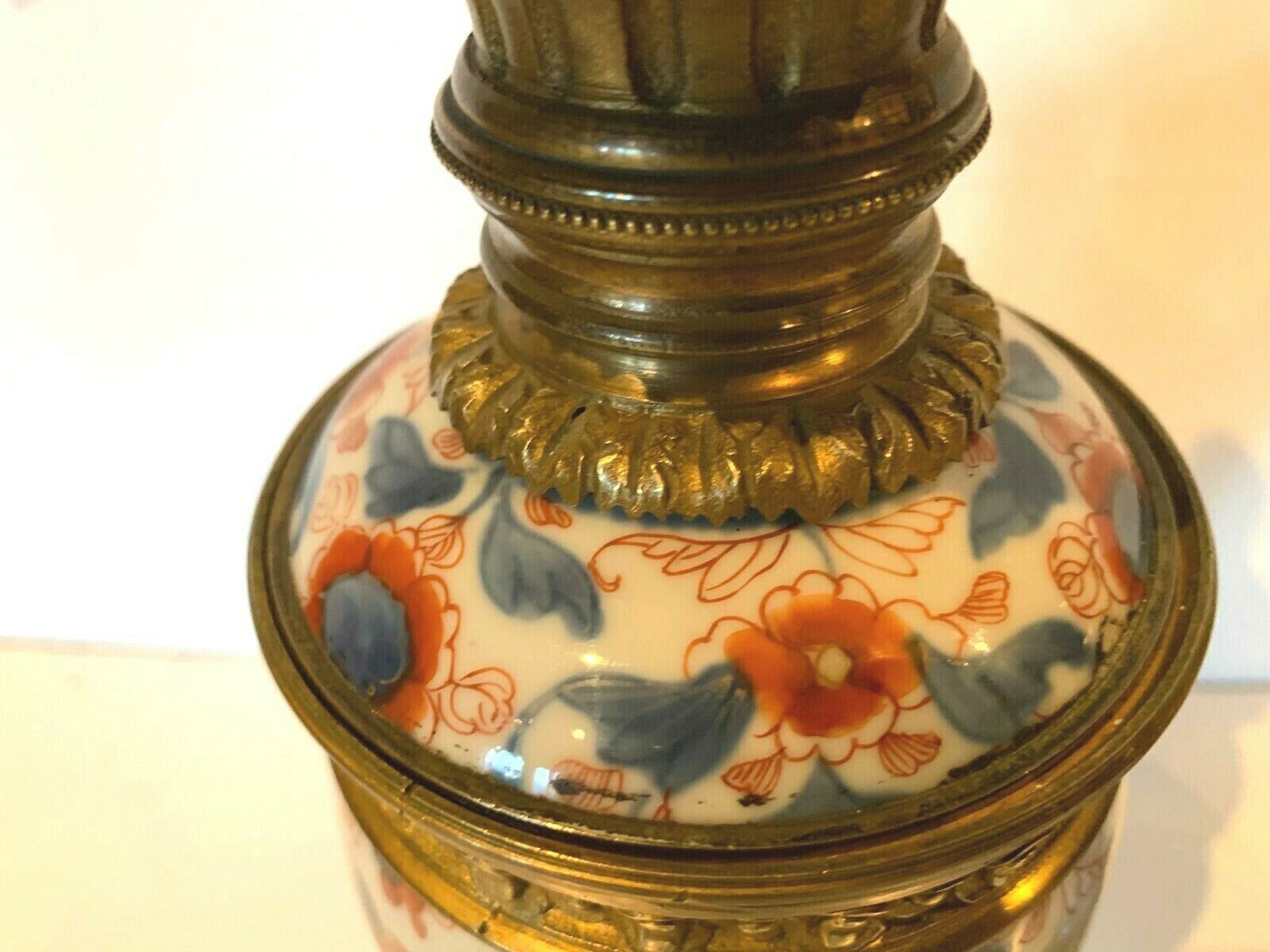 Pair Of Chinese Porcelain Lamp, 19th Century Chiseled Bronze Base photo vintage