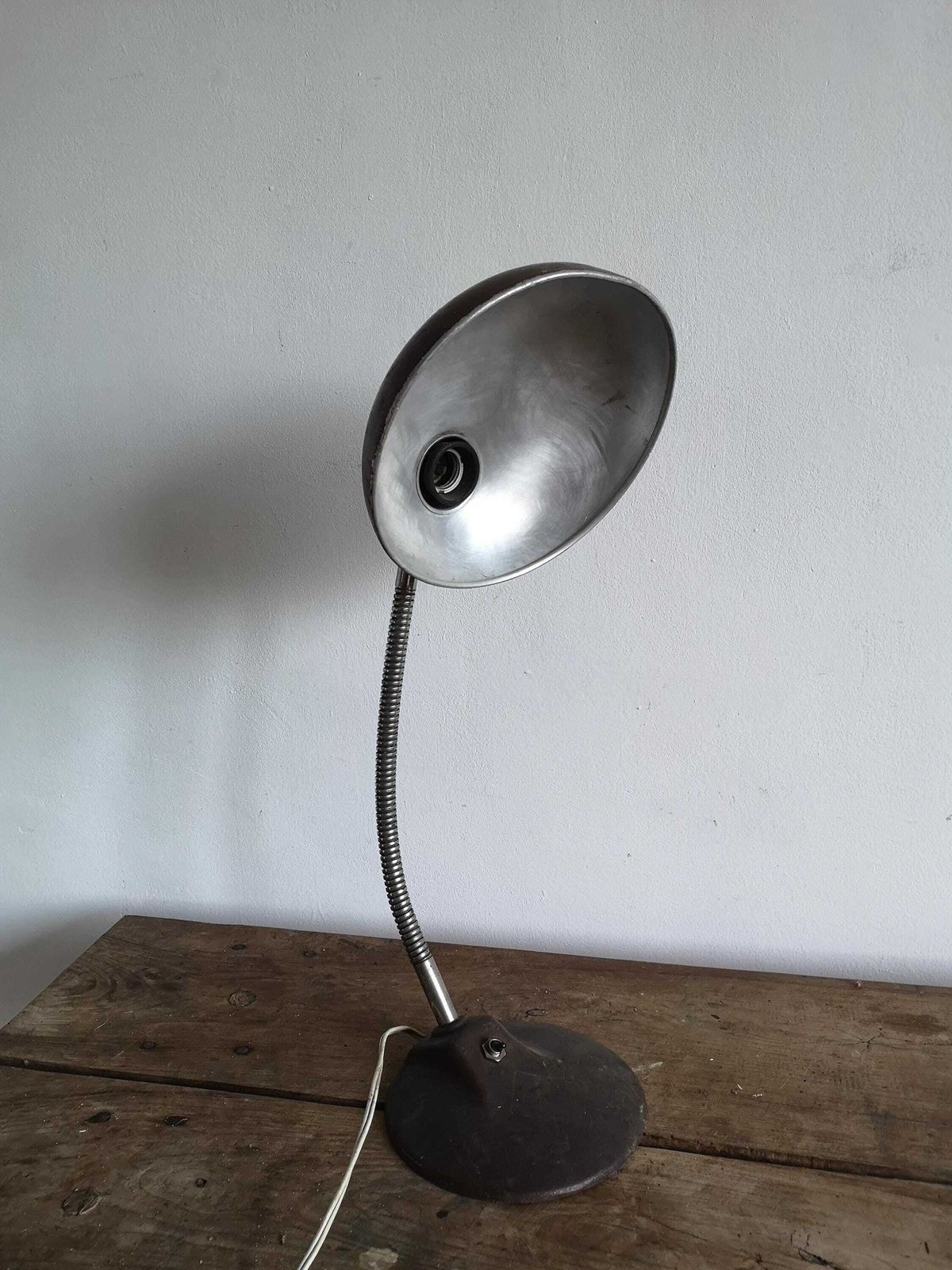 Ufo Satellite Mid Century Table Desk Lamp, Photo Studio Lighting, C1970, Quality Vintage Retro Raw Metal Lamp With Heavy Base photo for sale
