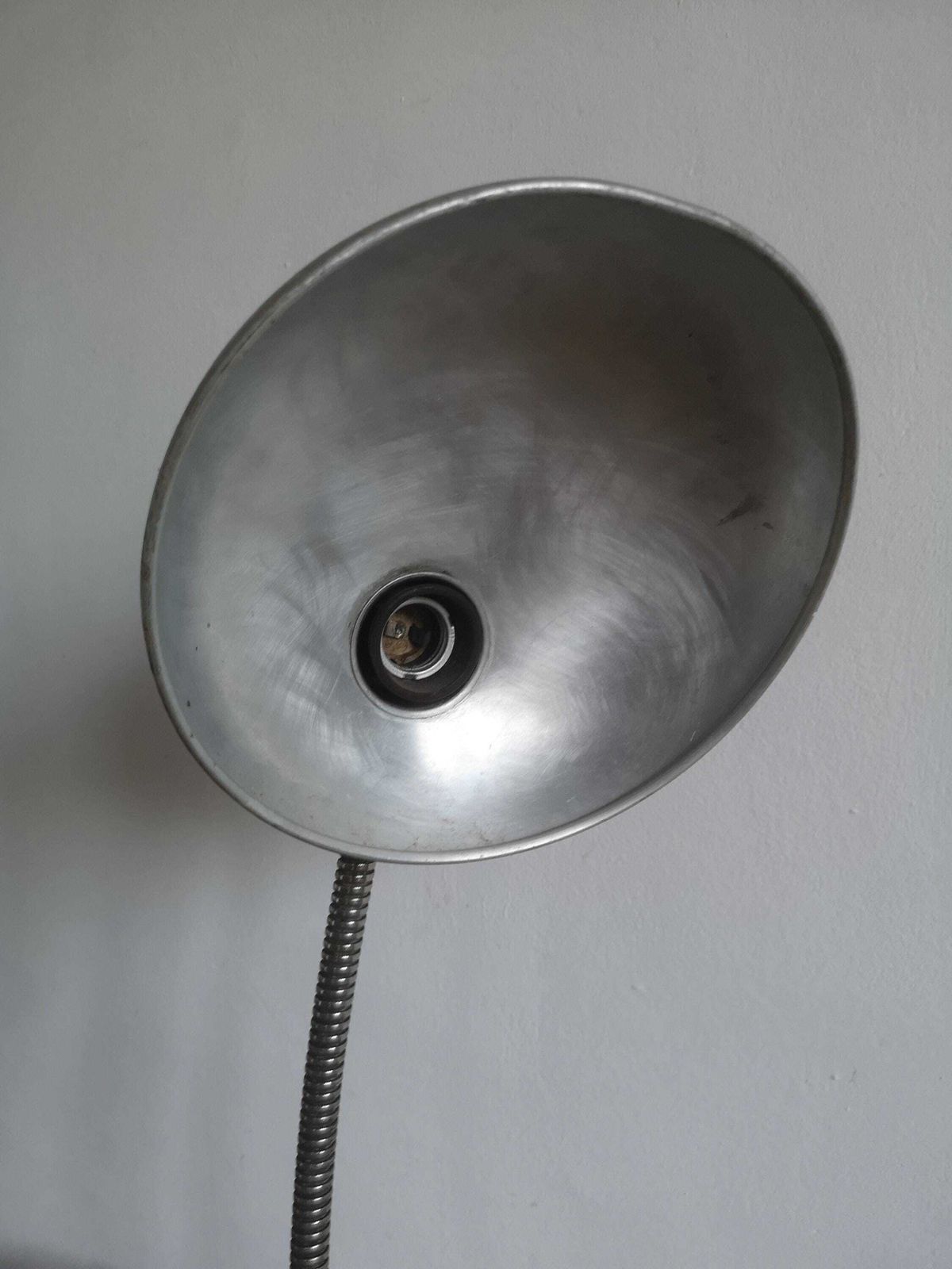 Ufo Satellite Mid Century Table Desk Lamp, Photo Studio Lighting, C1970, Quality Vintage Retro Raw Metal Lamp With Heavy Base photo Lighting