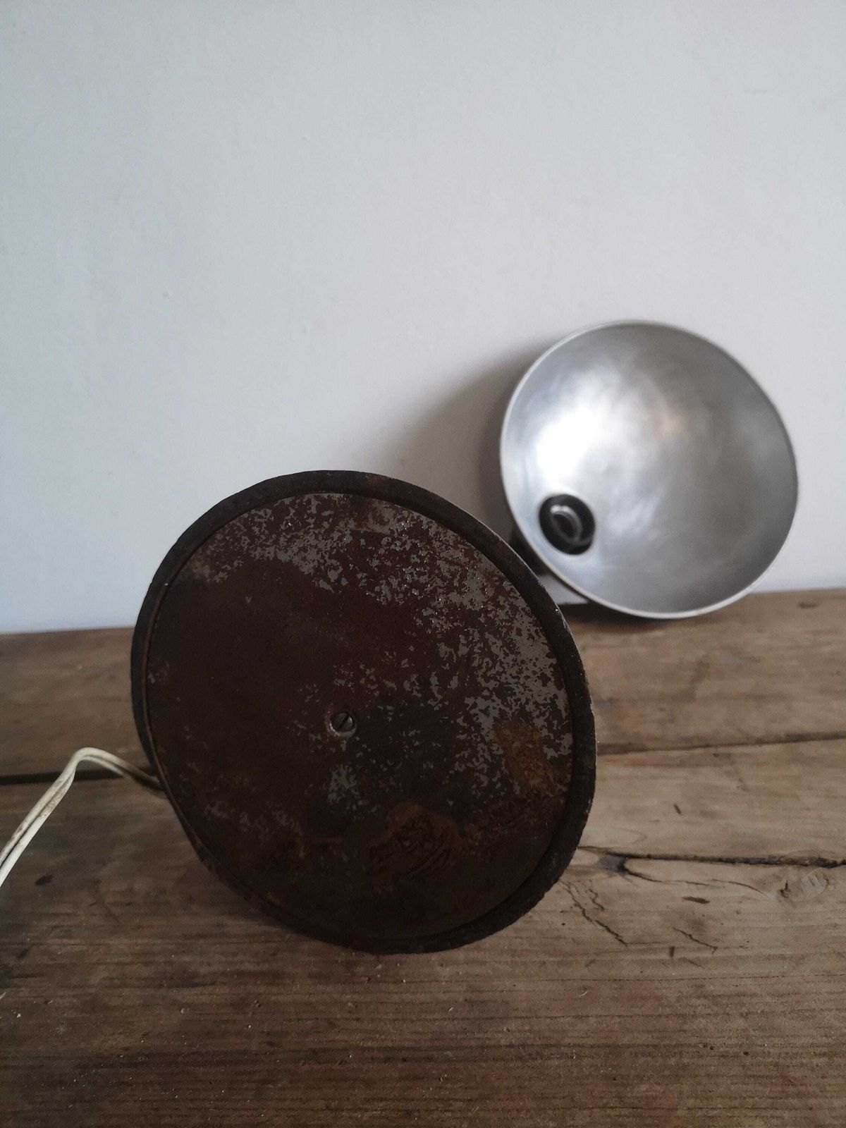 Ufo Satellite Mid Century Table Desk Lamp, Photo Studio Lighting, C1970, Quality Vintage Retro Raw Metal Lamp With Heavy Base photo buy