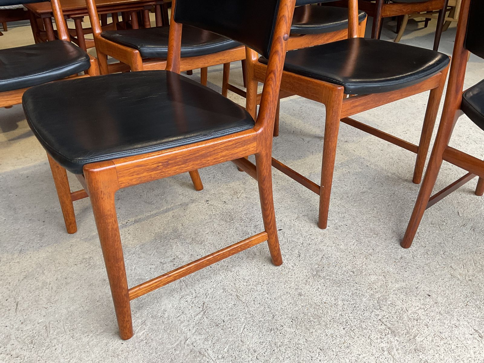 photo vintage Kai Lyngfeldt Larsen Danish Dining Chairs Set Of 6 In Mid Century Style
