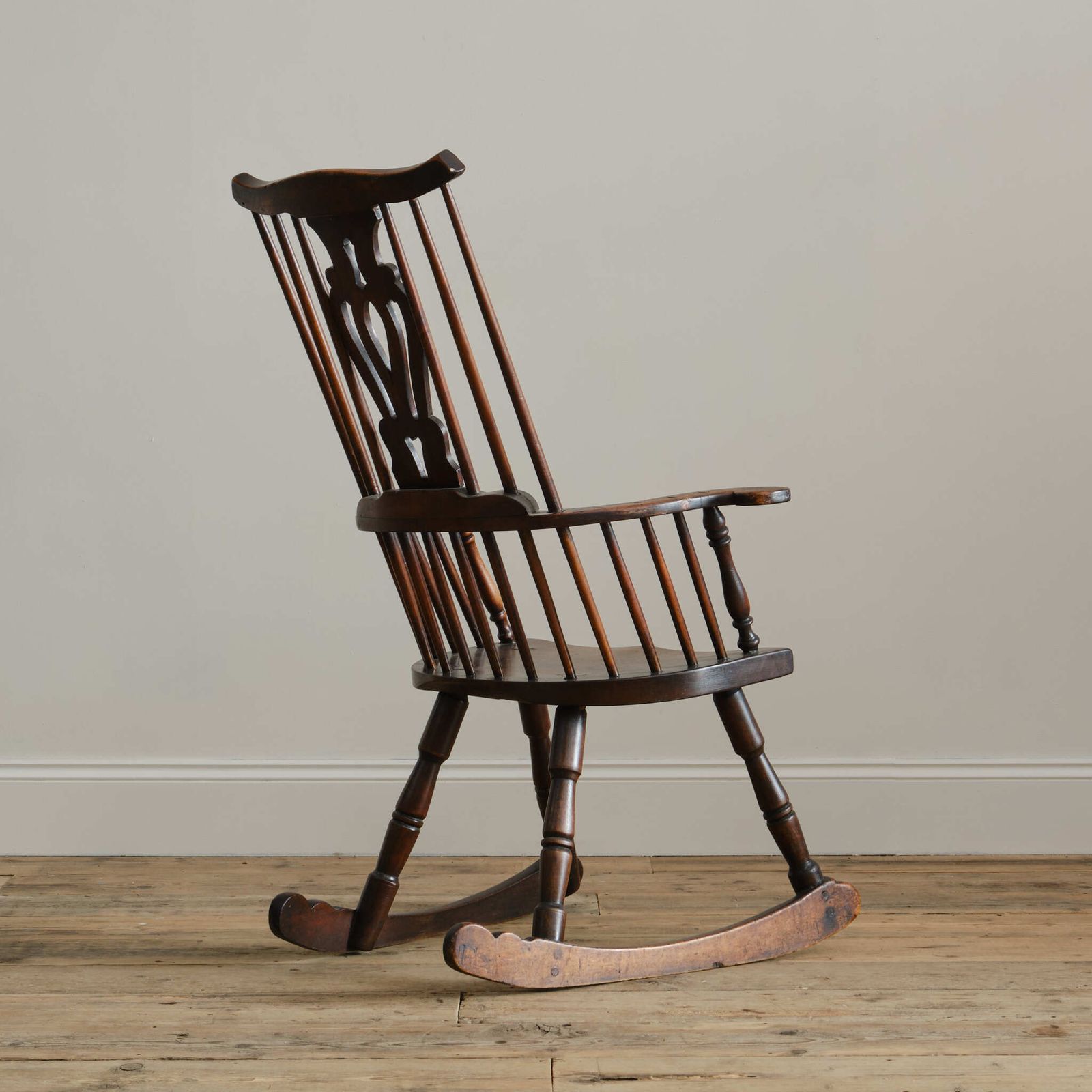 Late 18th Century Thames Valley Rocking Windsor Chair photo vinterior