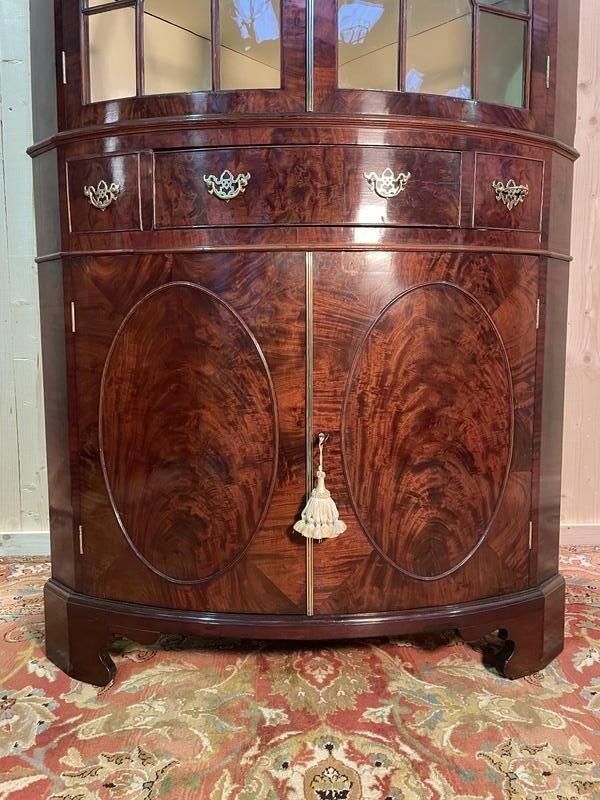 Encoignure Anglaise En Acajou photo furniture