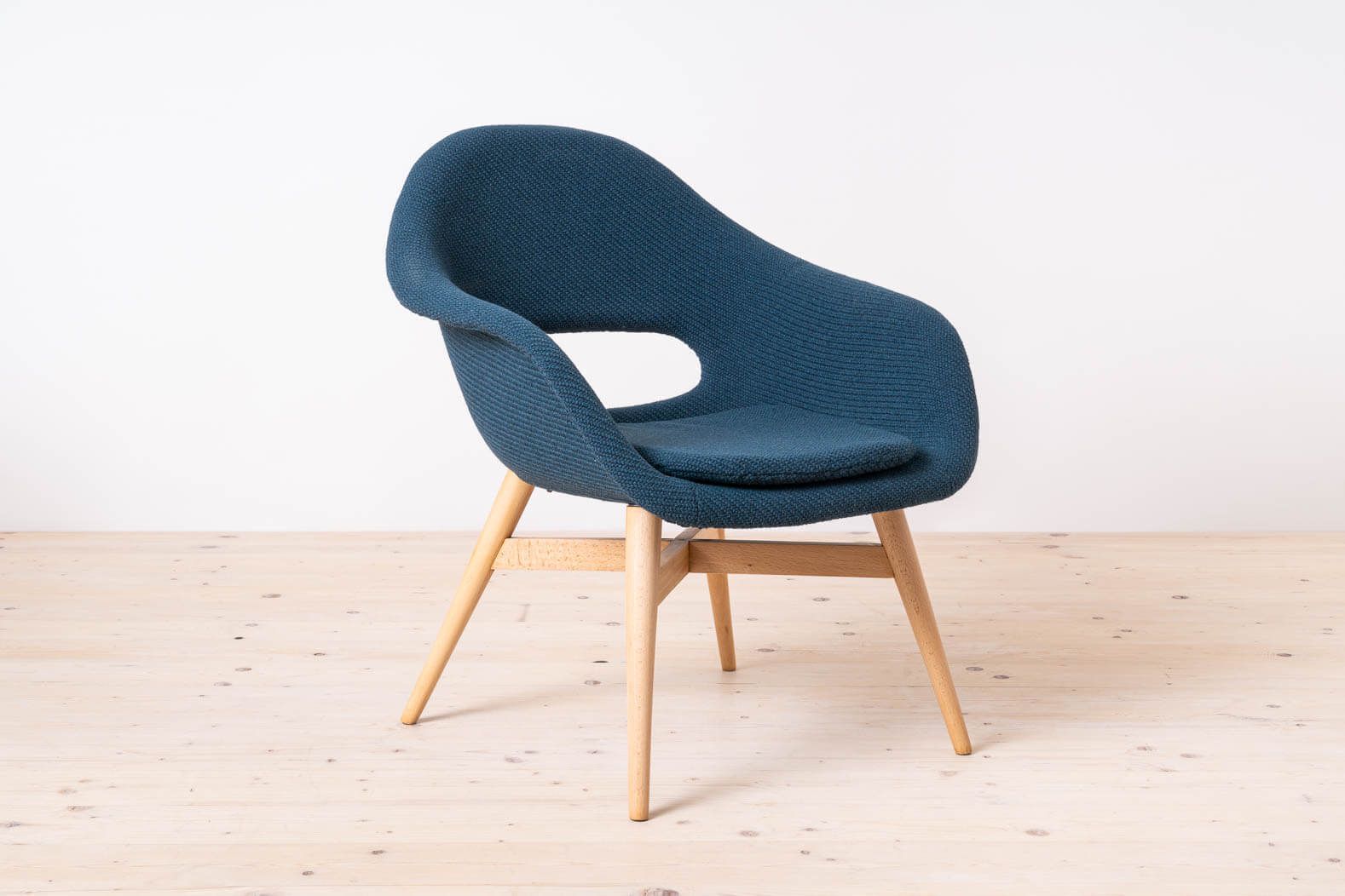 Lounge Chair Designed By Miroslav Navrátil, 1950s, Czech Republic photo 1500.0