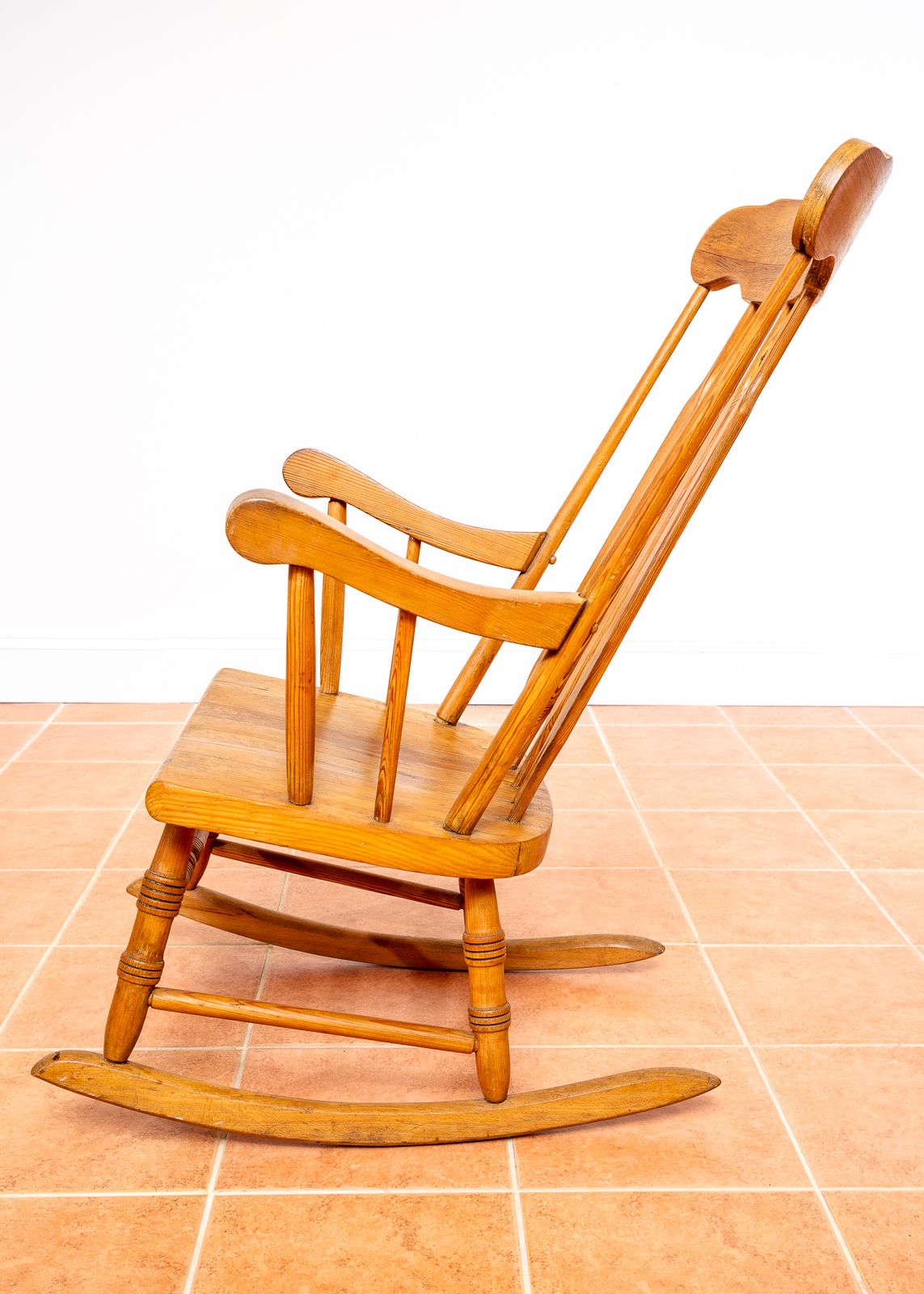 photo furniture Blonde Windsor Rocking Chair Arrowback American Farmhouse Bent Bros Mcm Hitchcock Chair Mid Century Country Vintage Beech Pine Solid Wood