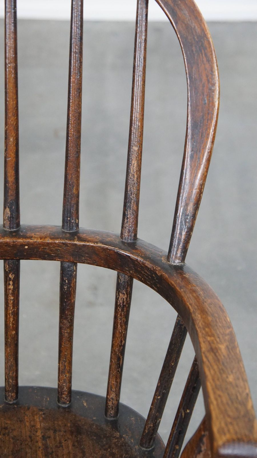 photo furniture Antieke Engelse Windsor Schommelstoel Voor Kinderen – Begin 19e Eeuw