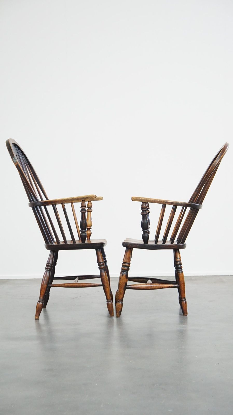 Set Of 2 Beautiful, Antique English Highback Windsor Dining Chairs photo furniture