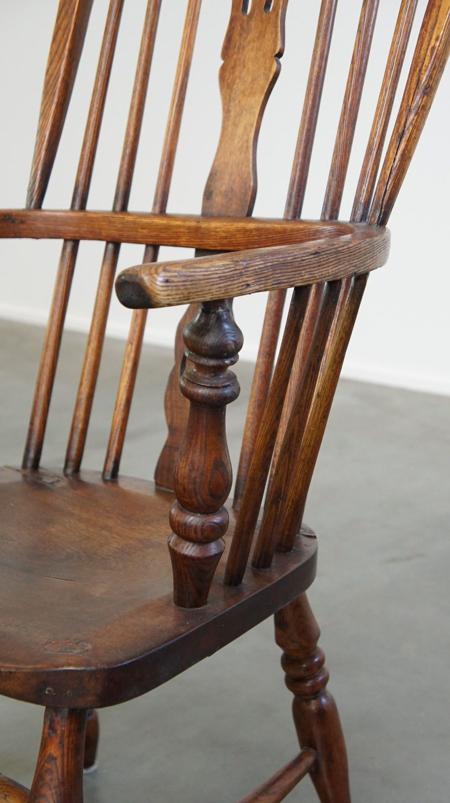 Meubels Charmante Antieke Engelse Windsor Eetkamerstoel Met Hoge Rug En Mooie Patina photo