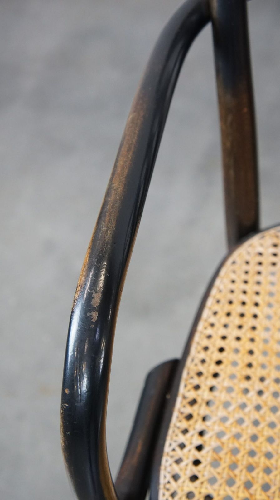 Meubels Set Van 4 Vintage Houten Design Eetkamer /Bistrostoelen Met Rieten Zitting In Thonet Stijl photo