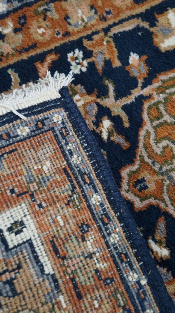 Beautiful Mainly Brown And Blue Tinted Oriental Rug 136x70cm photo 129.99599999999998