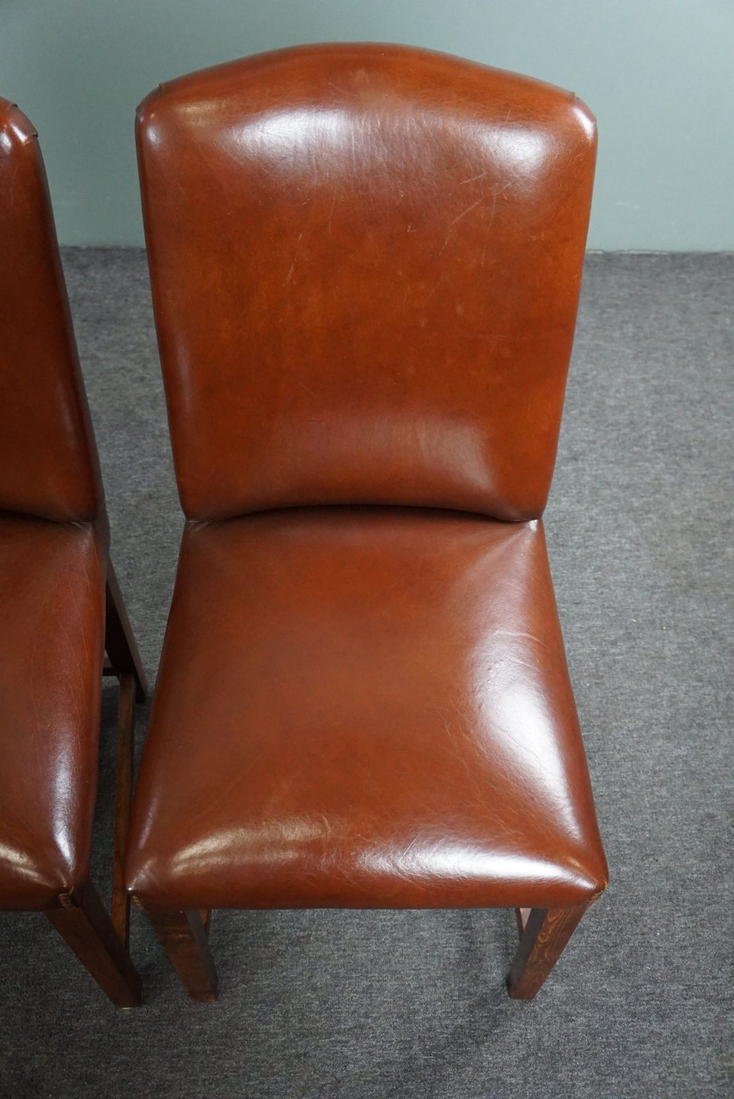 photo for sale Stevige Set Van 4 Schapenvacht Eetkamerstoelen