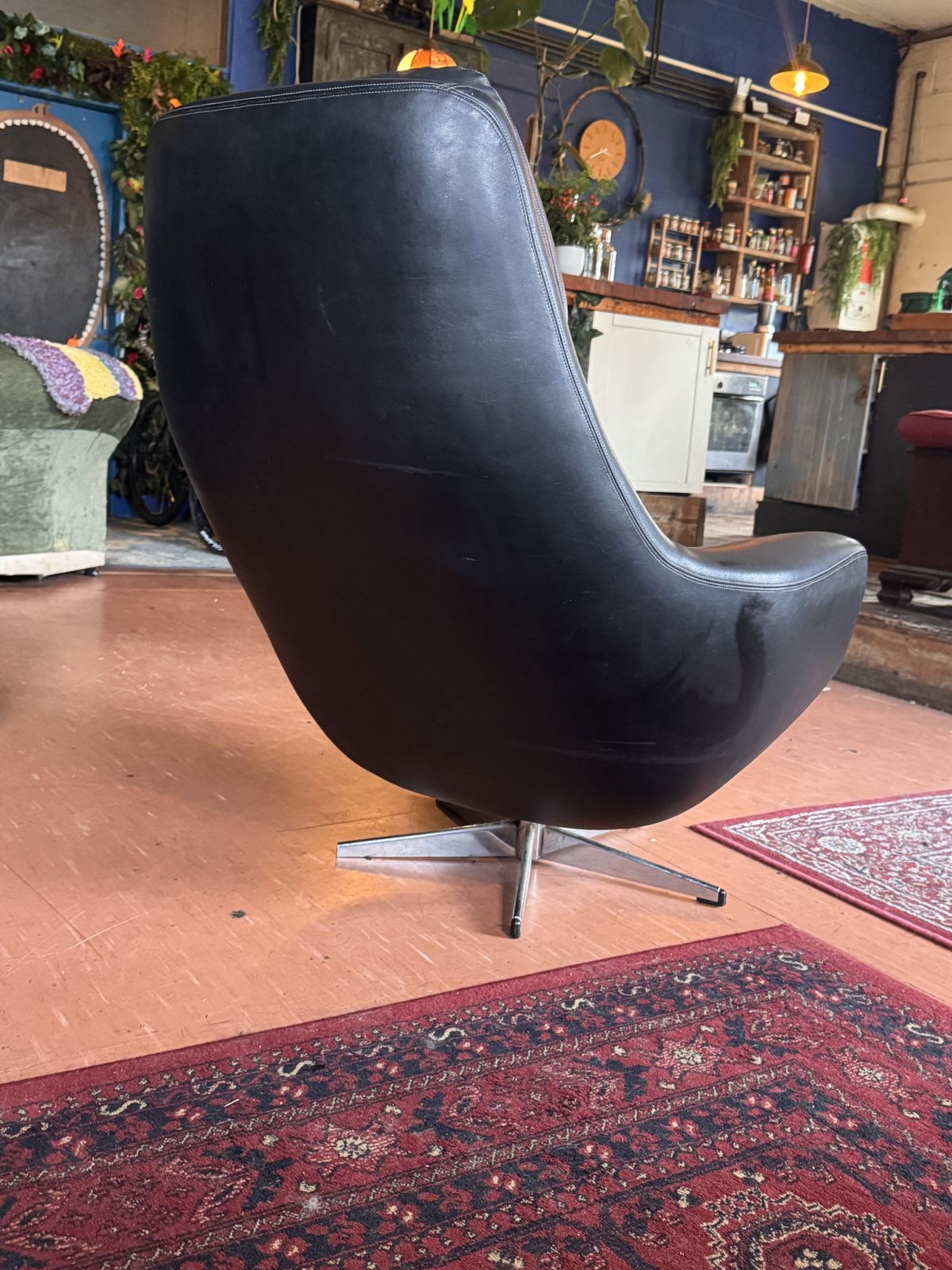 Mid Century Swivel Chair, Mid 20th Century photo for sale
