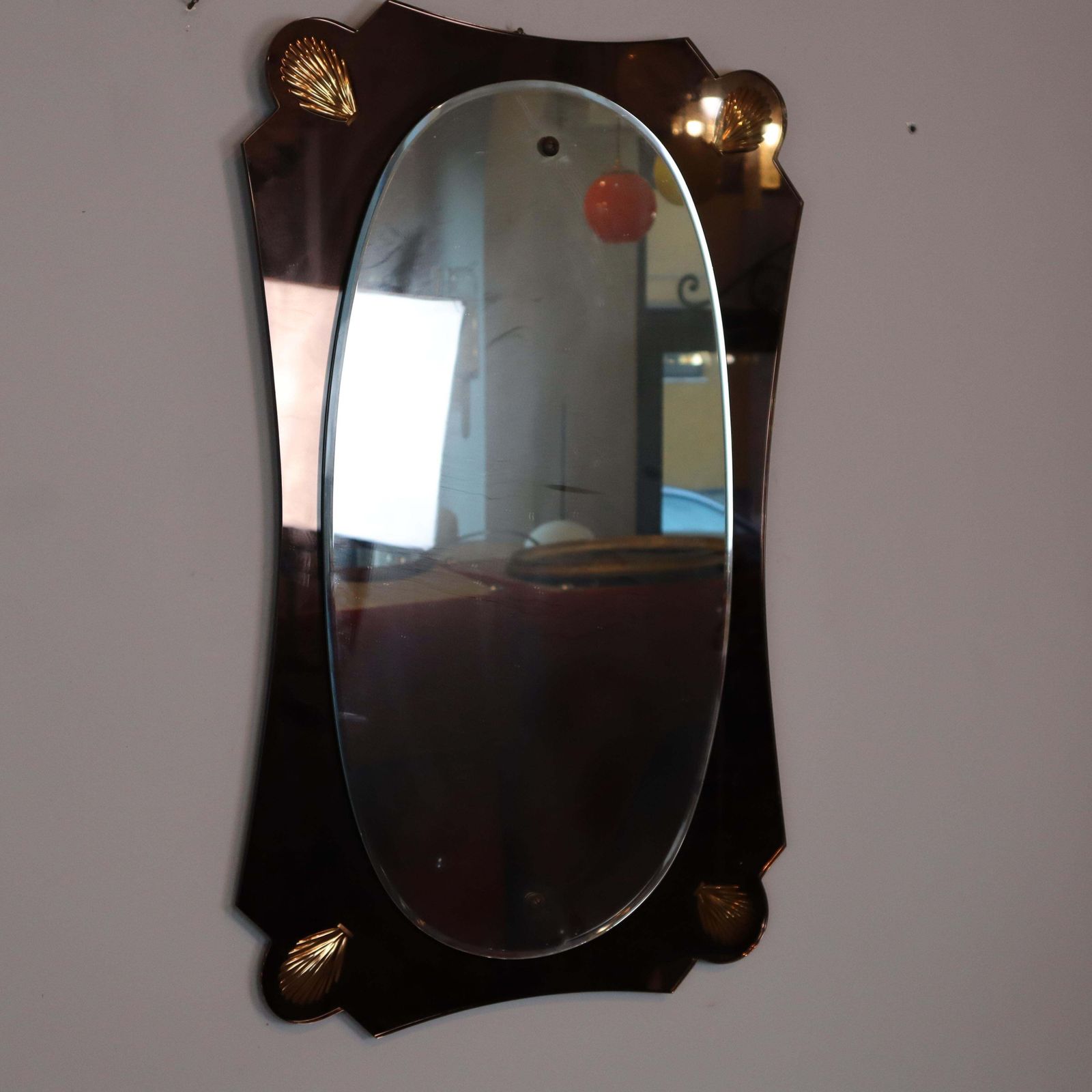 photo furniture Mid Century Modern Shell Frame Mirror Cristal Art Style Italy 1960s