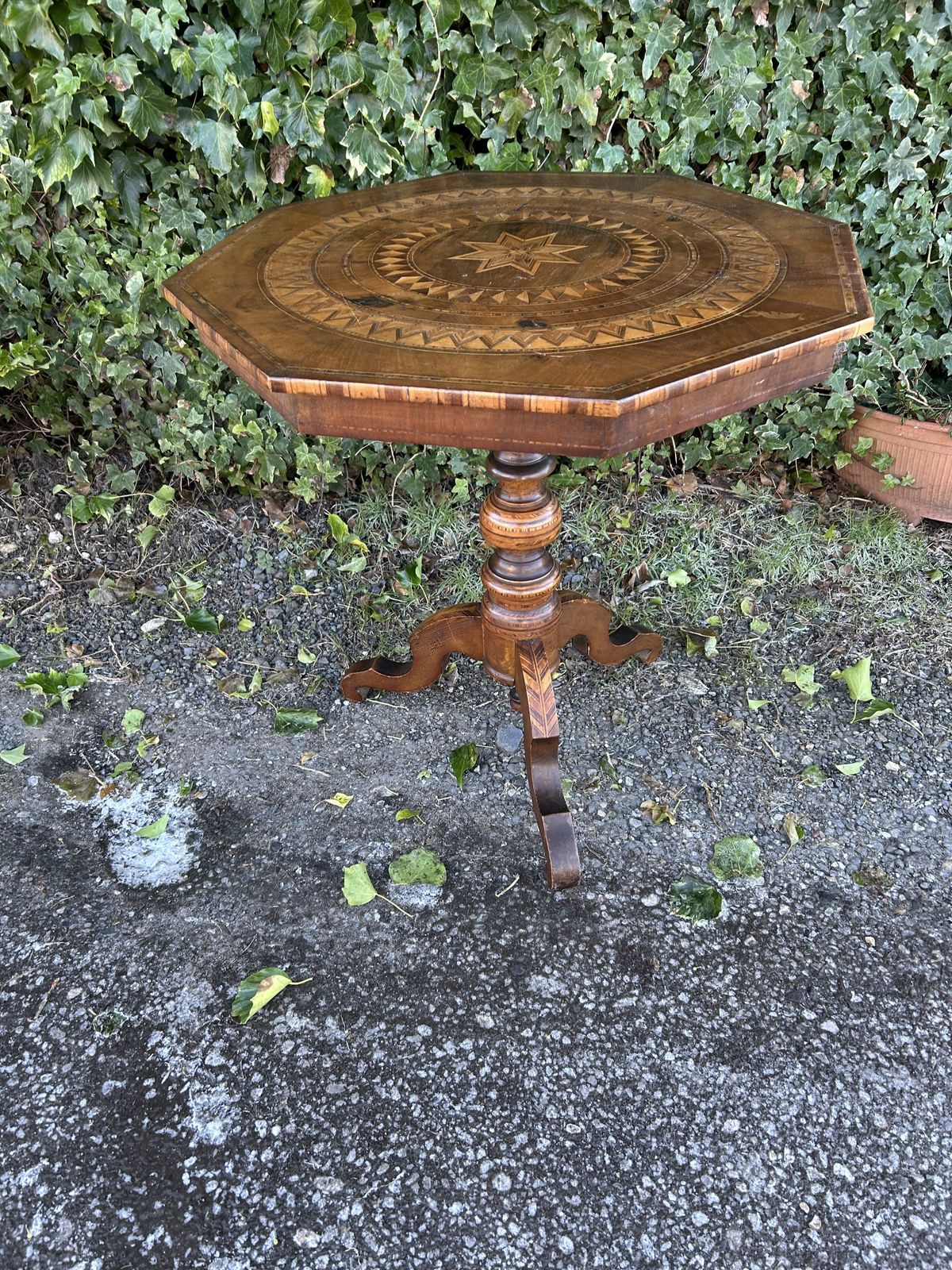 19th Century Oak Italian Sorrento Occasional Table