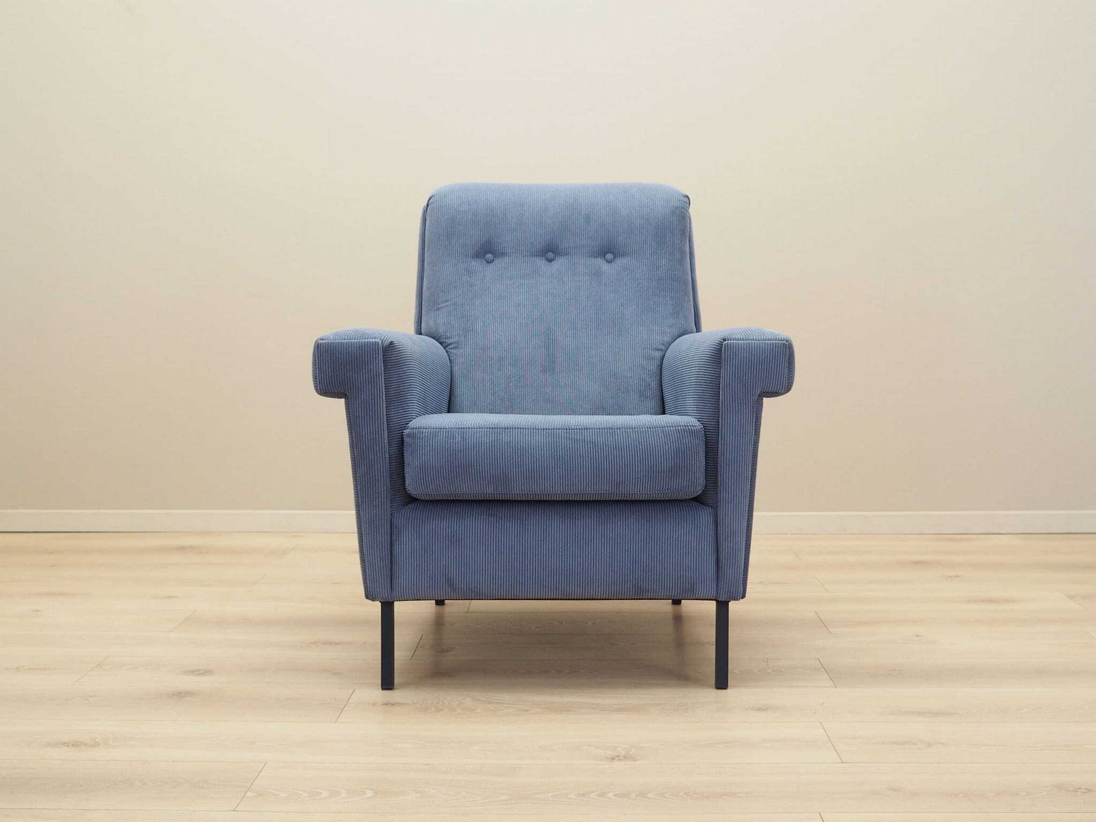 Lounge Armchair, Italian Design, 1970s, Production: Italy photo for sale
