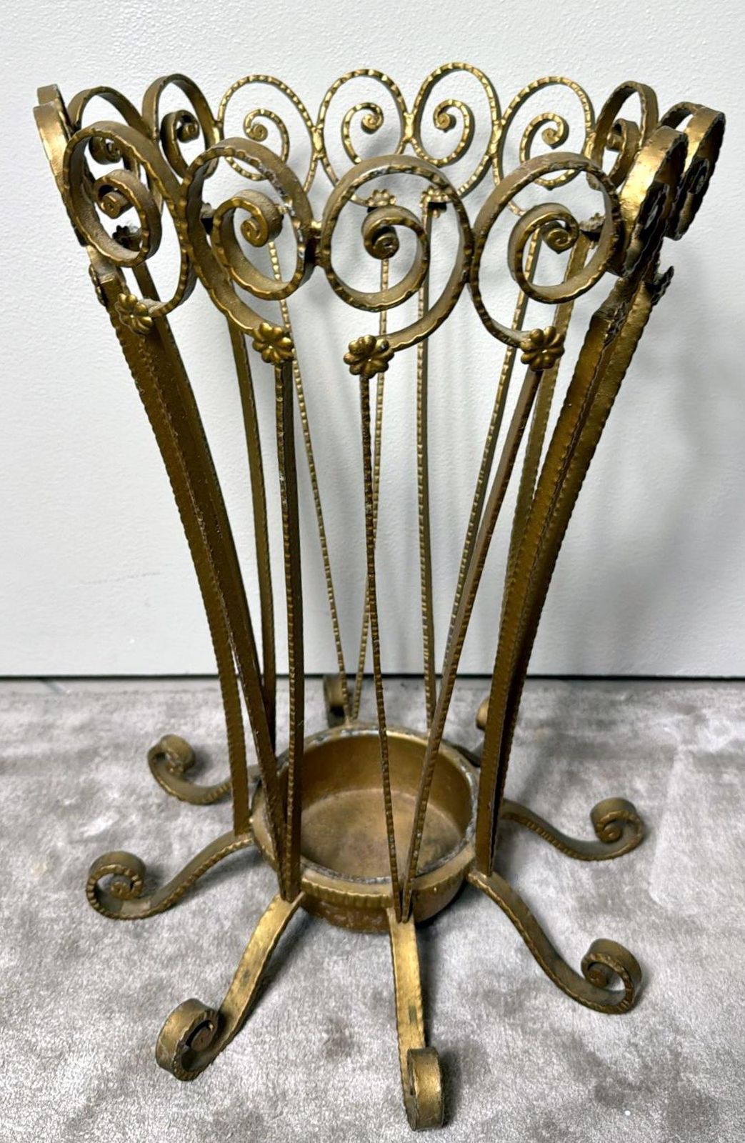 Pier Luigi Colli Style Gilded Wrought Iron Umbrella Stand photo vinterior