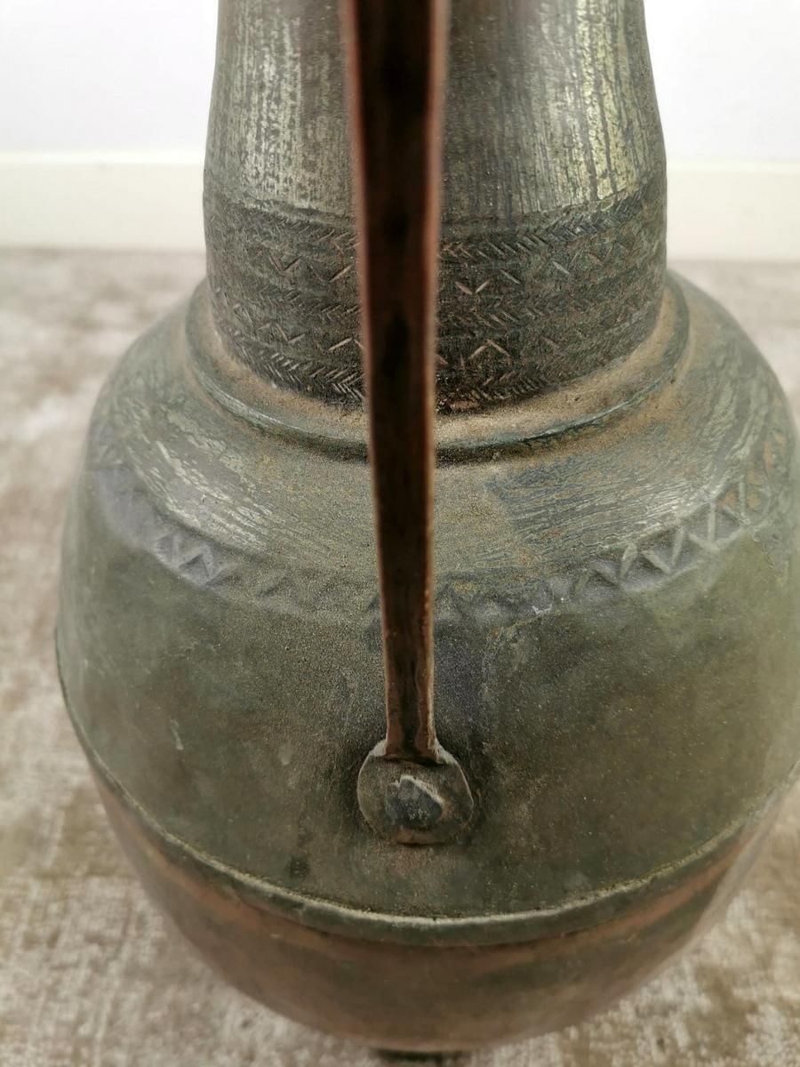 photo vinterior Antique Spanish Copper Jug With Lid All Hand Forged With A Beautiful Patina