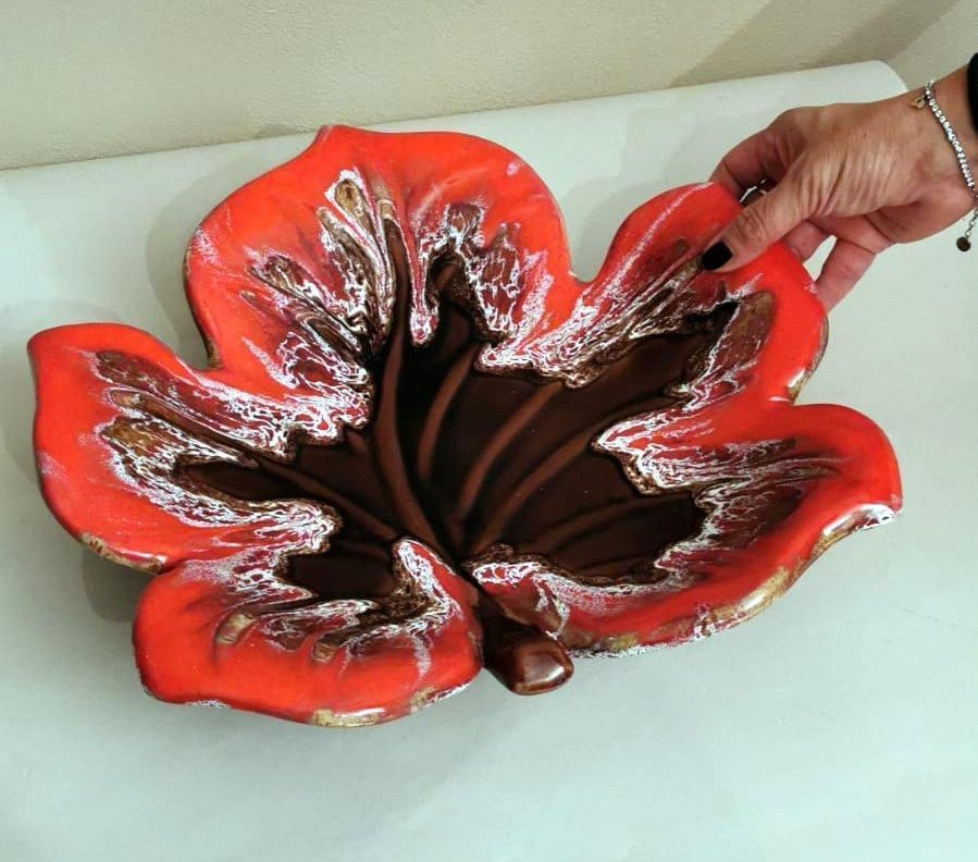 photo vinterior Vallauris France Colorful Ceramic Table Centerpiece Leaf Shaped