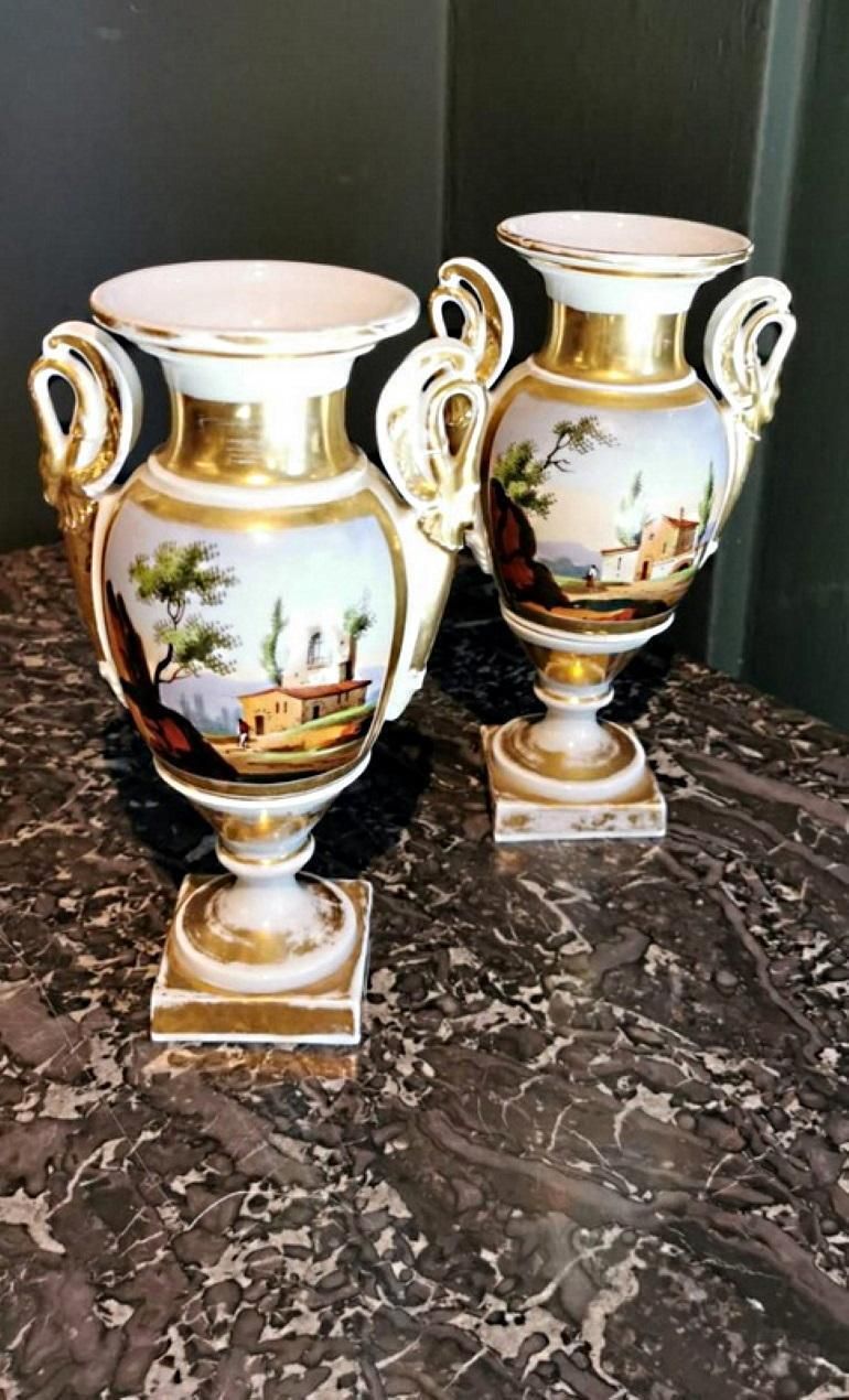 photo vinterior Porcelain De Paris Pair Of Hand Painted Vases Napoleon III, France