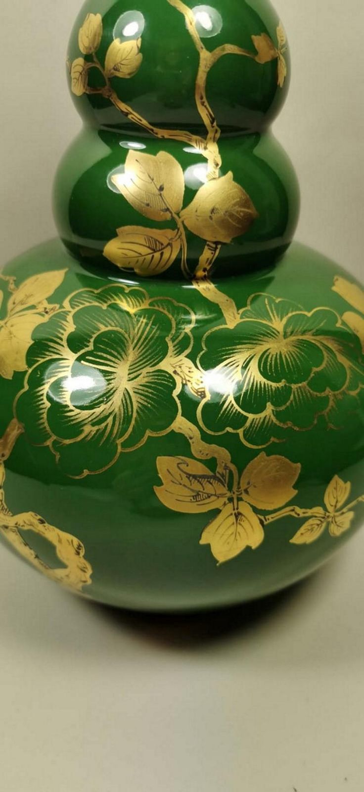 Art Decò Green Enameled Terracotta Vase With Pure Gold Decorations, France photo vintage