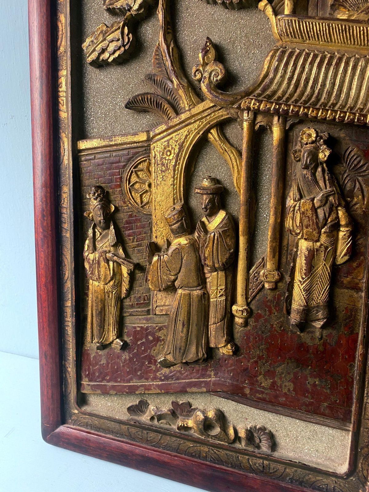 Qing Dynasty Exquisite Chinese Wooden Panel With Raised Figures And Gold Leaf photo 802.0