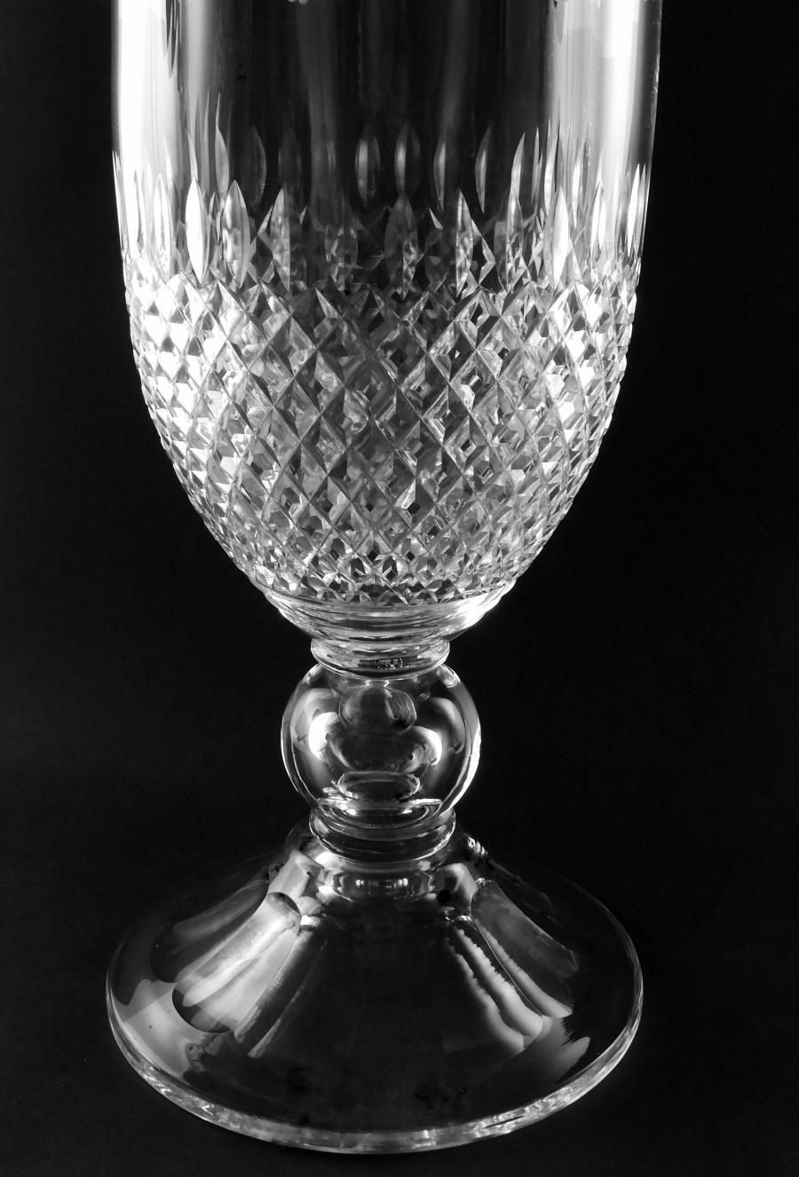 Neoclassical Style Italian Chalice Shaped Vase In Ground And Diamond Crystal photo vinterior