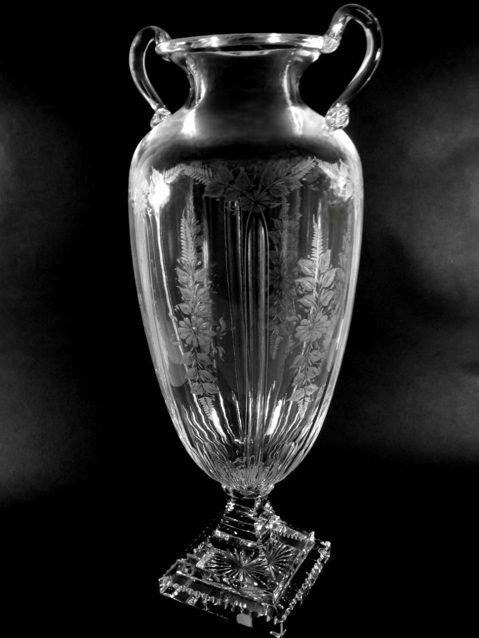 Louis XVI Style Large Italian Crystal Amphora With Engraved And Swan Handles photo 1140.0
