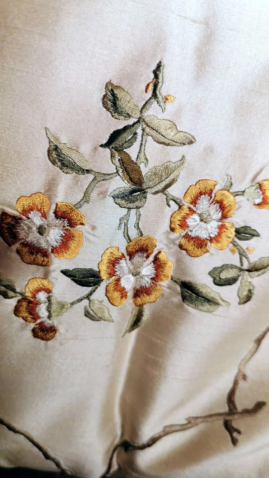 photo furniture Pair Of Pillows Italian Embroidered Silk And Velvet Back