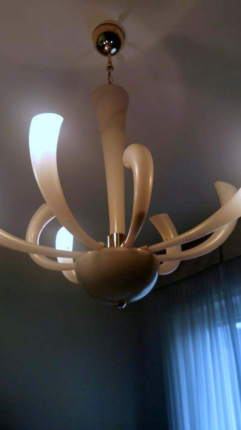 Lighting Barovier & Toso Chandelier Mod. "Fireworks" Murano Glass Opaline With Gold photo