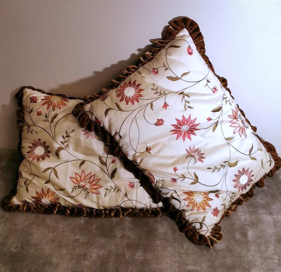 Pair Of Pillows Italian Embroidered Silk And Velvet Back photo Textiles