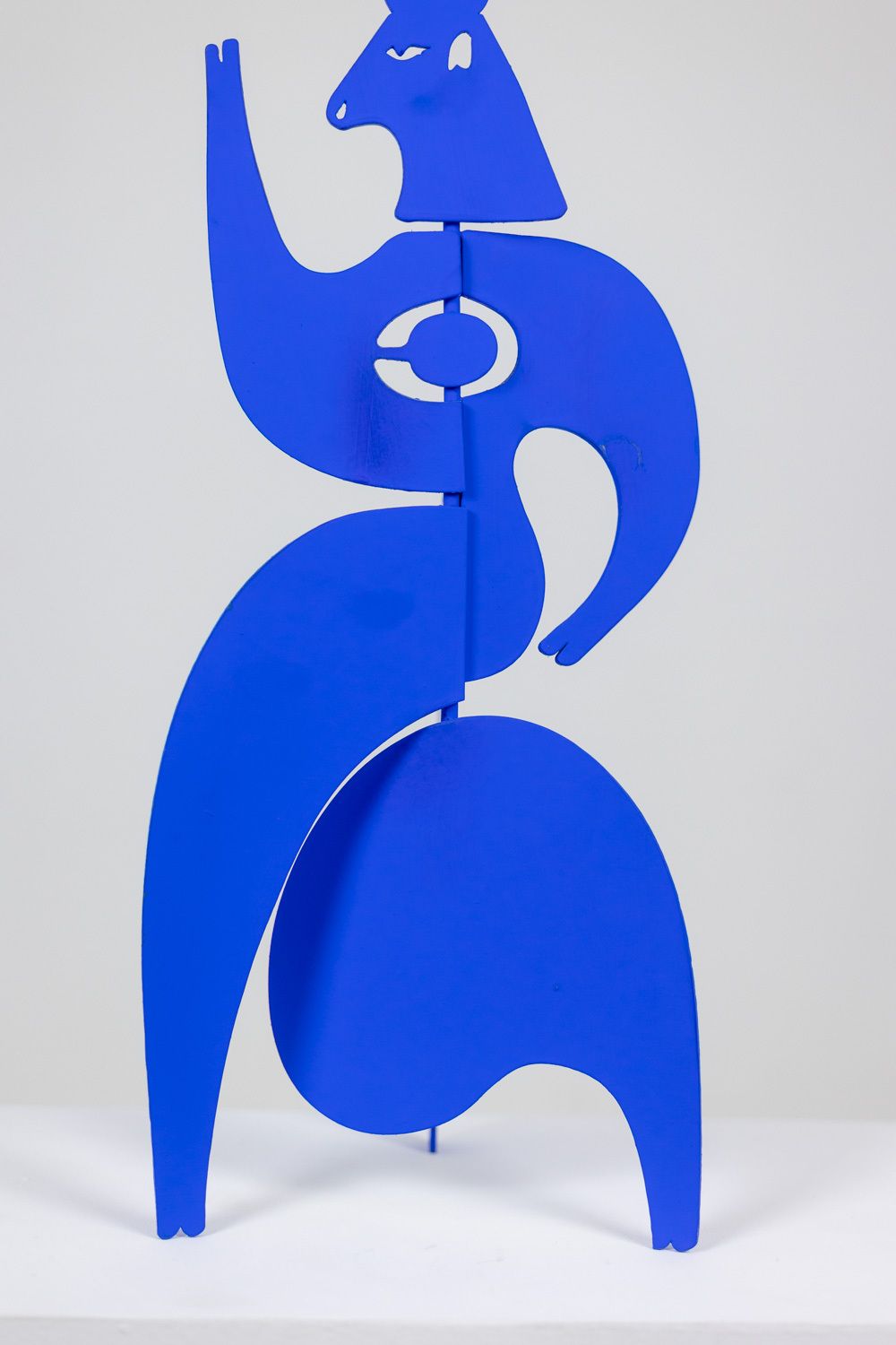 Antonine De Saint Pierre. Blue “Tauride” Sculpture. Contemporary. photo furniture